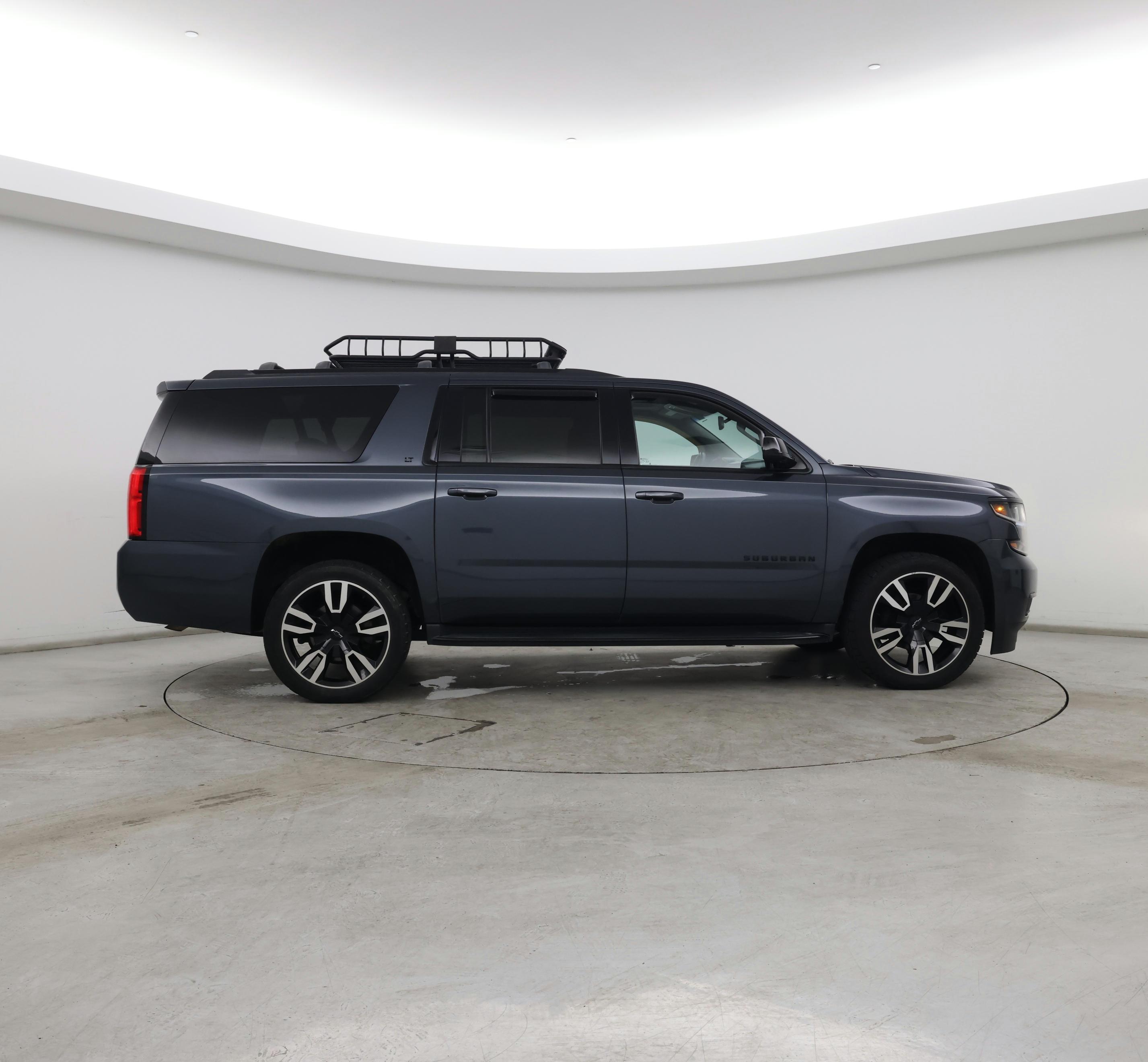 Thumbnail: 2019 Chevrolet Suburban - 7