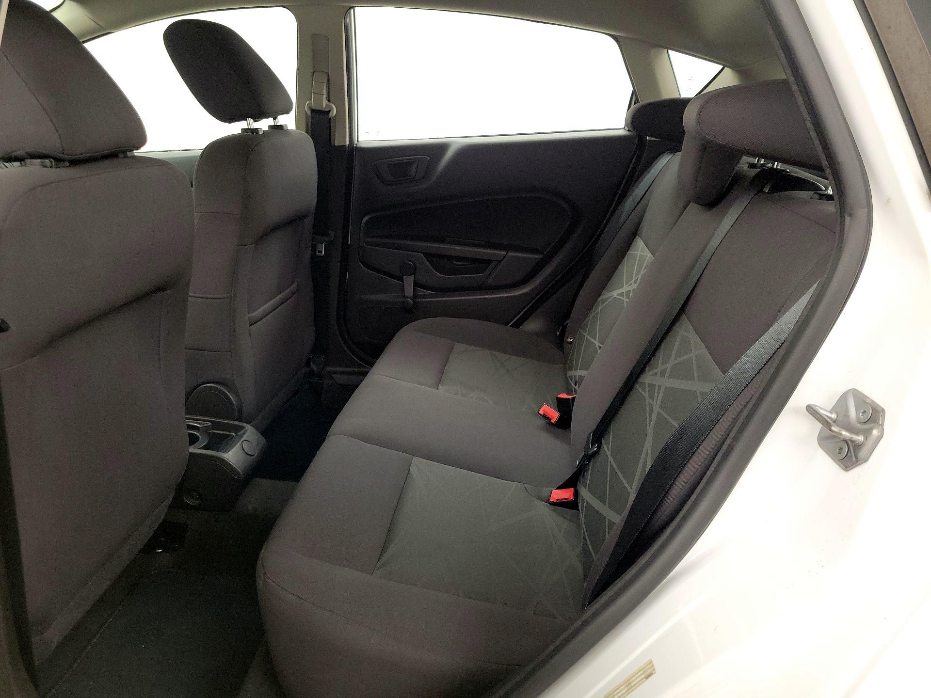 Thumbnail: 2014 Ford Fiesta - 18