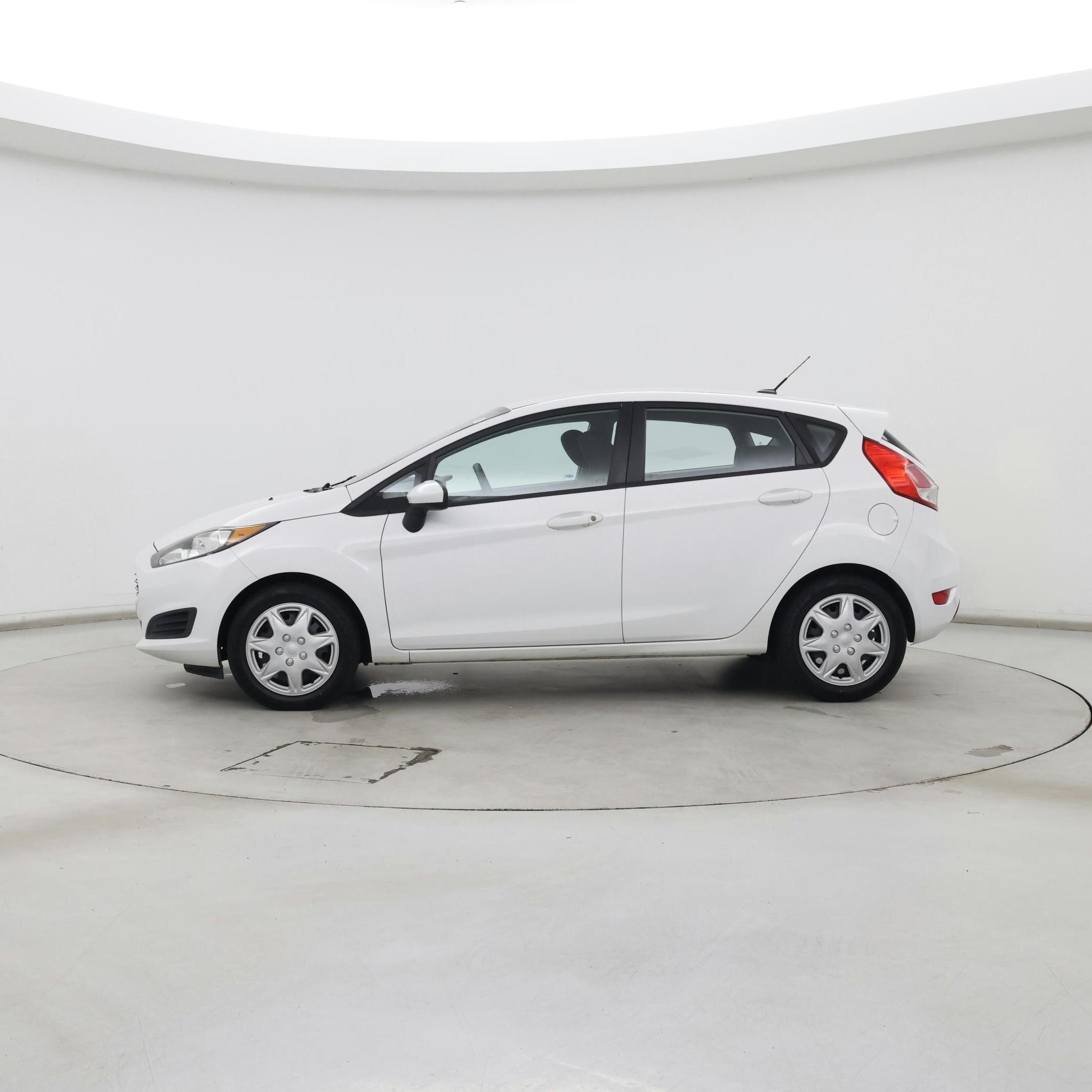 Thumbnail: 2014 Ford Fiesta - 3