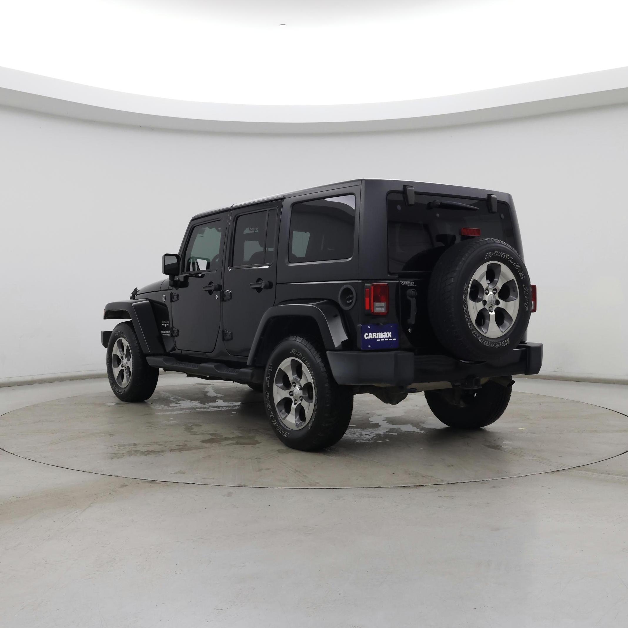 Thumbnail: 2017 Jeep Wrangler - 2