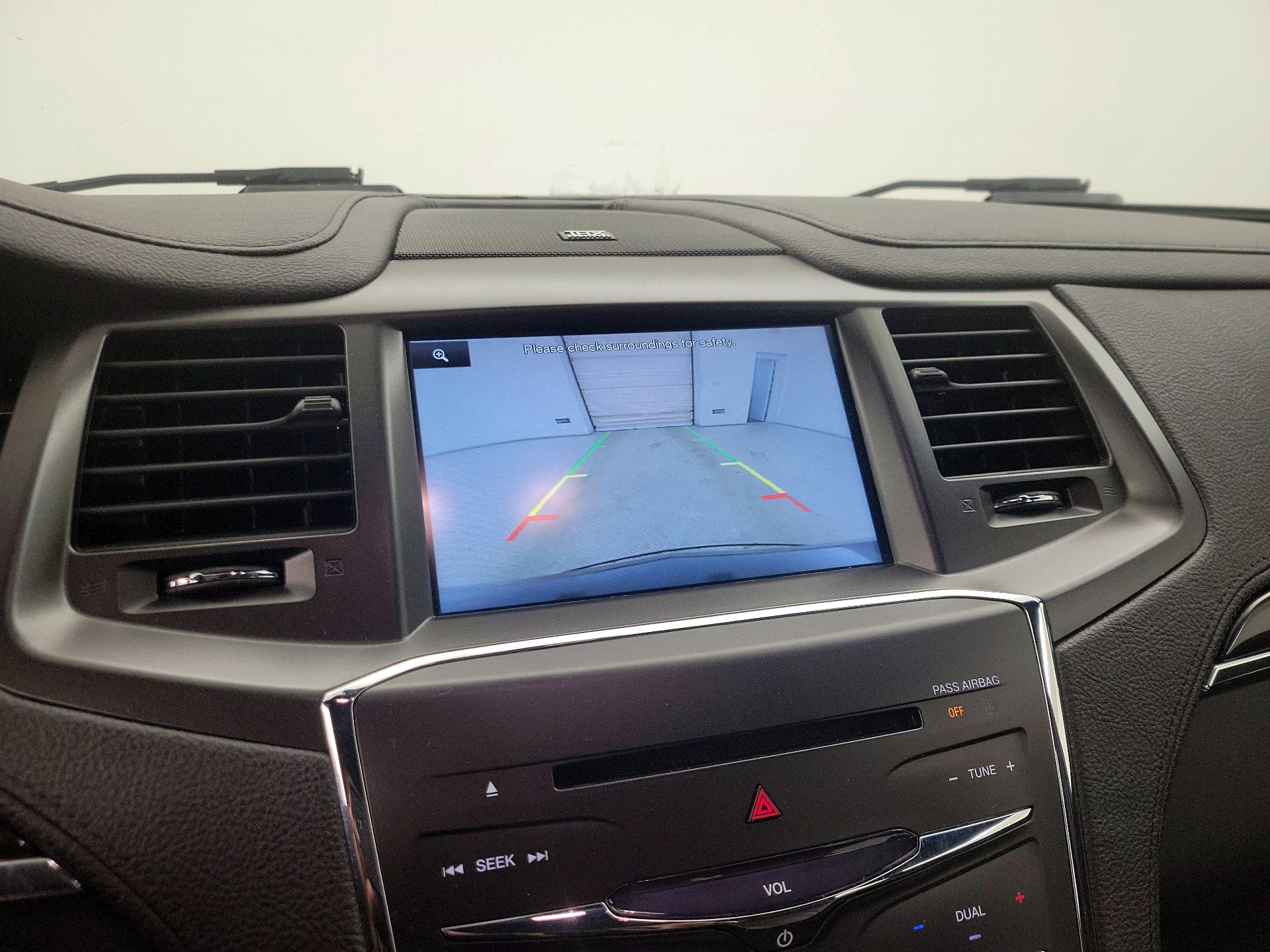 Thumbnail: 2015 Lincoln MKS - 15