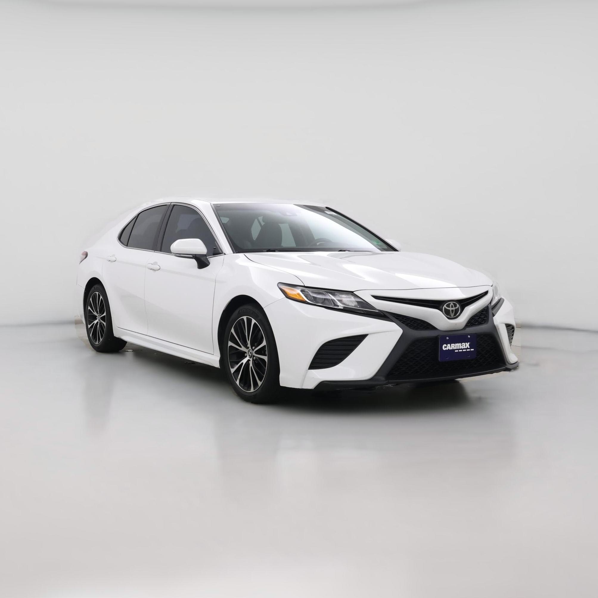 Thumbnail: 2018 Toyota Camry - 1