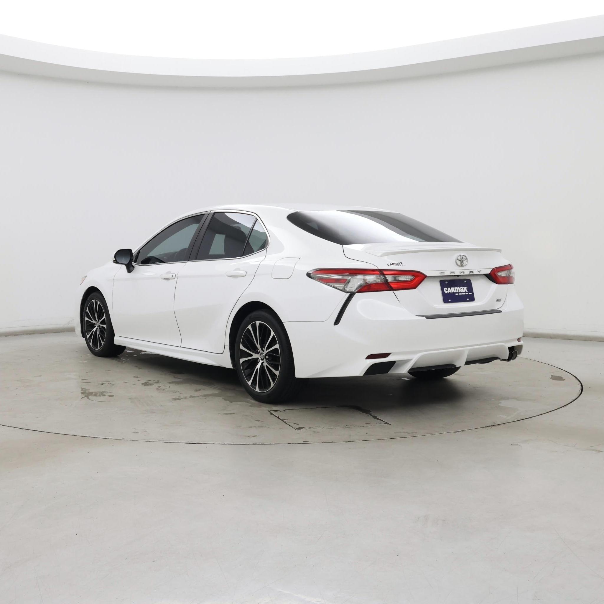Thumbnail: 2018 Toyota Camry - 2