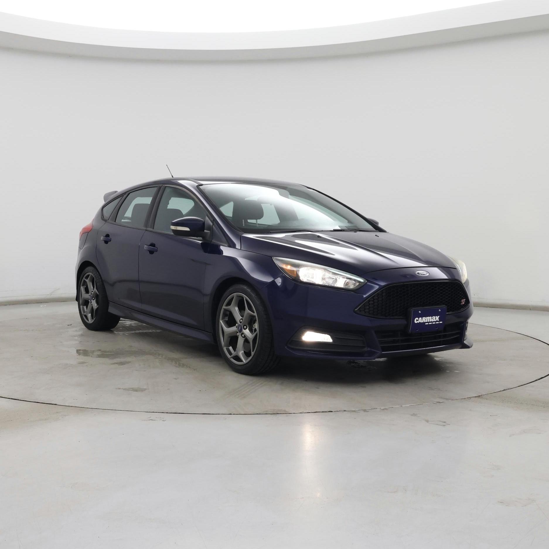 Thumbnail: 2017 Ford Focus - 1