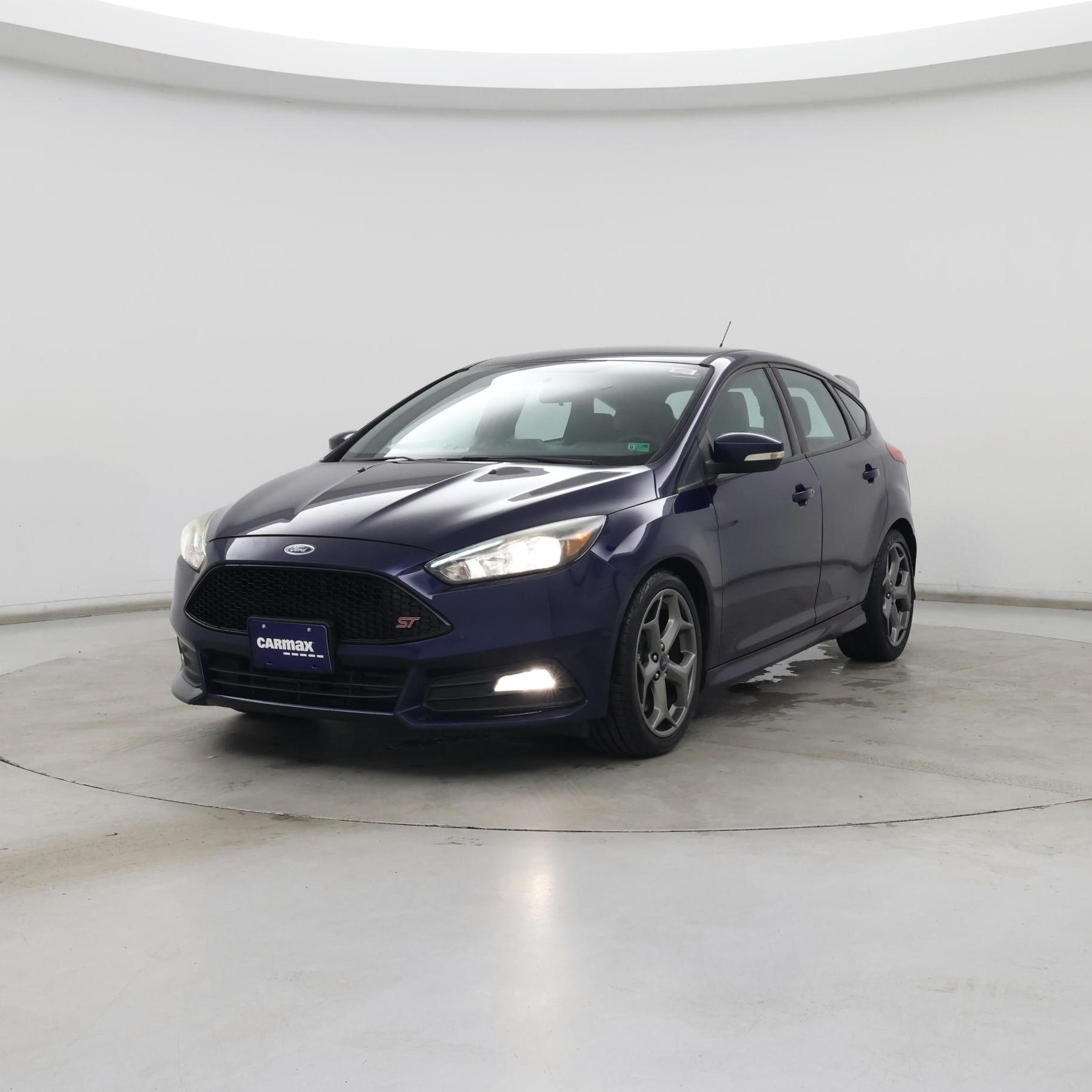 Thumbnail: 2017 Ford Focus - 4