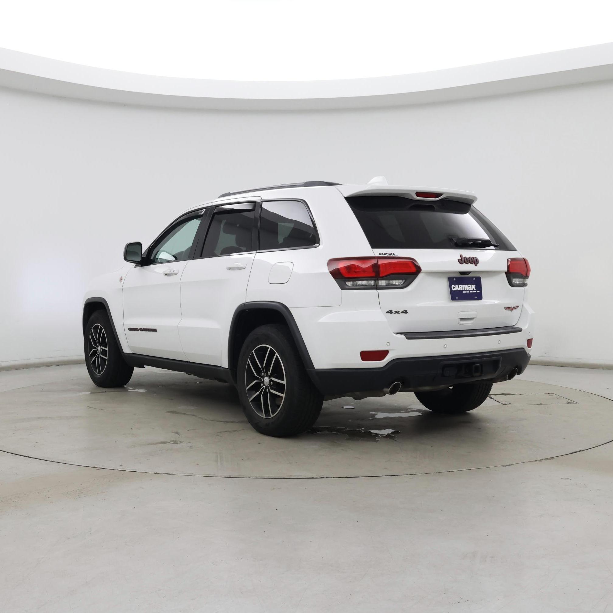 Thumbnail: 2018 Jeep Grand Cherokee - 2