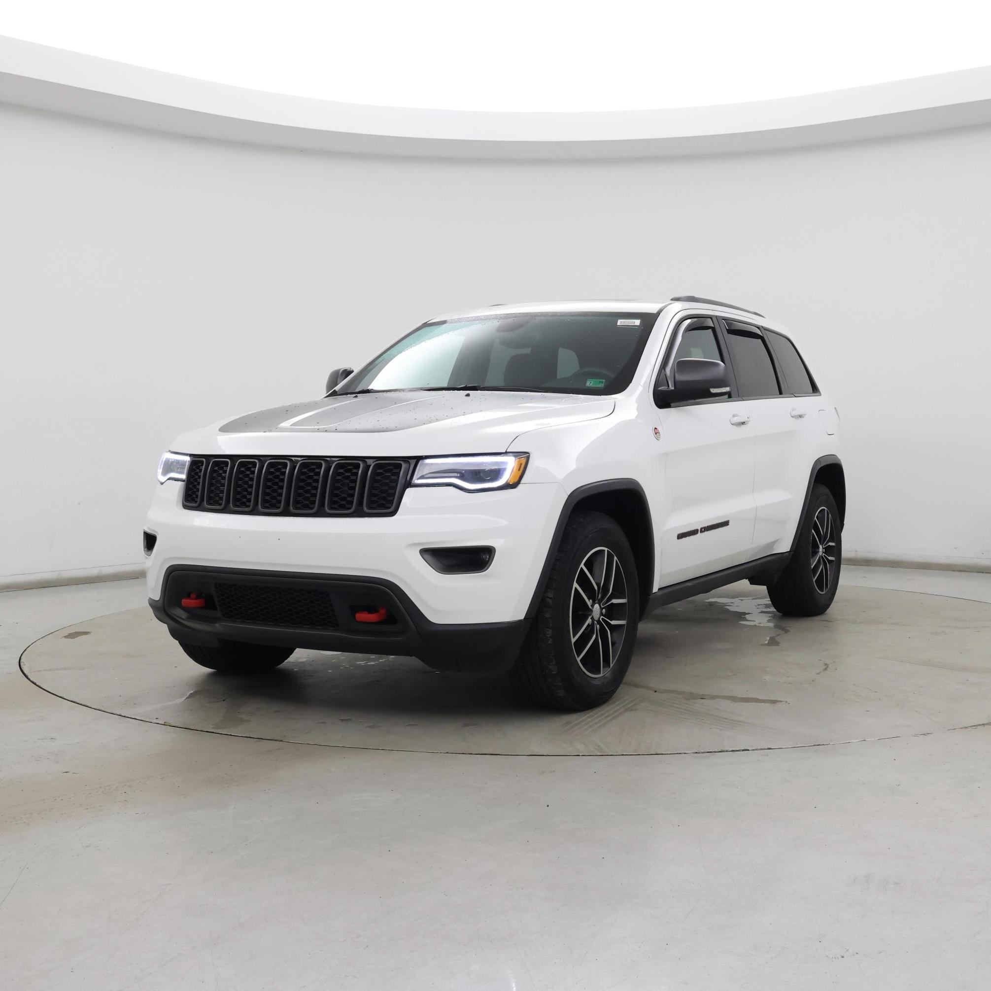 Thumbnail: 2018 Jeep Grand Cherokee - 4