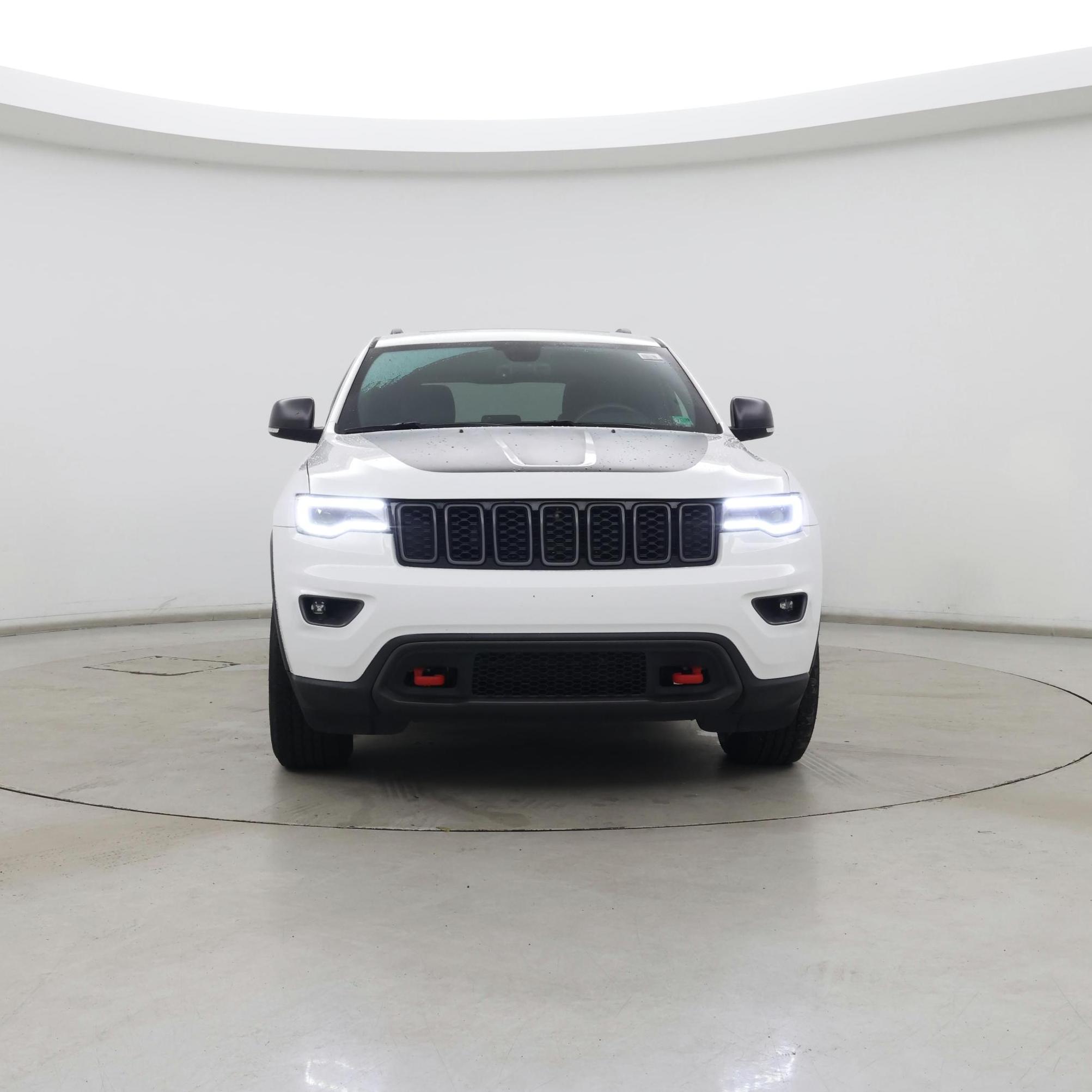 Thumbnail: 2018 Jeep Grand Cherokee - 5