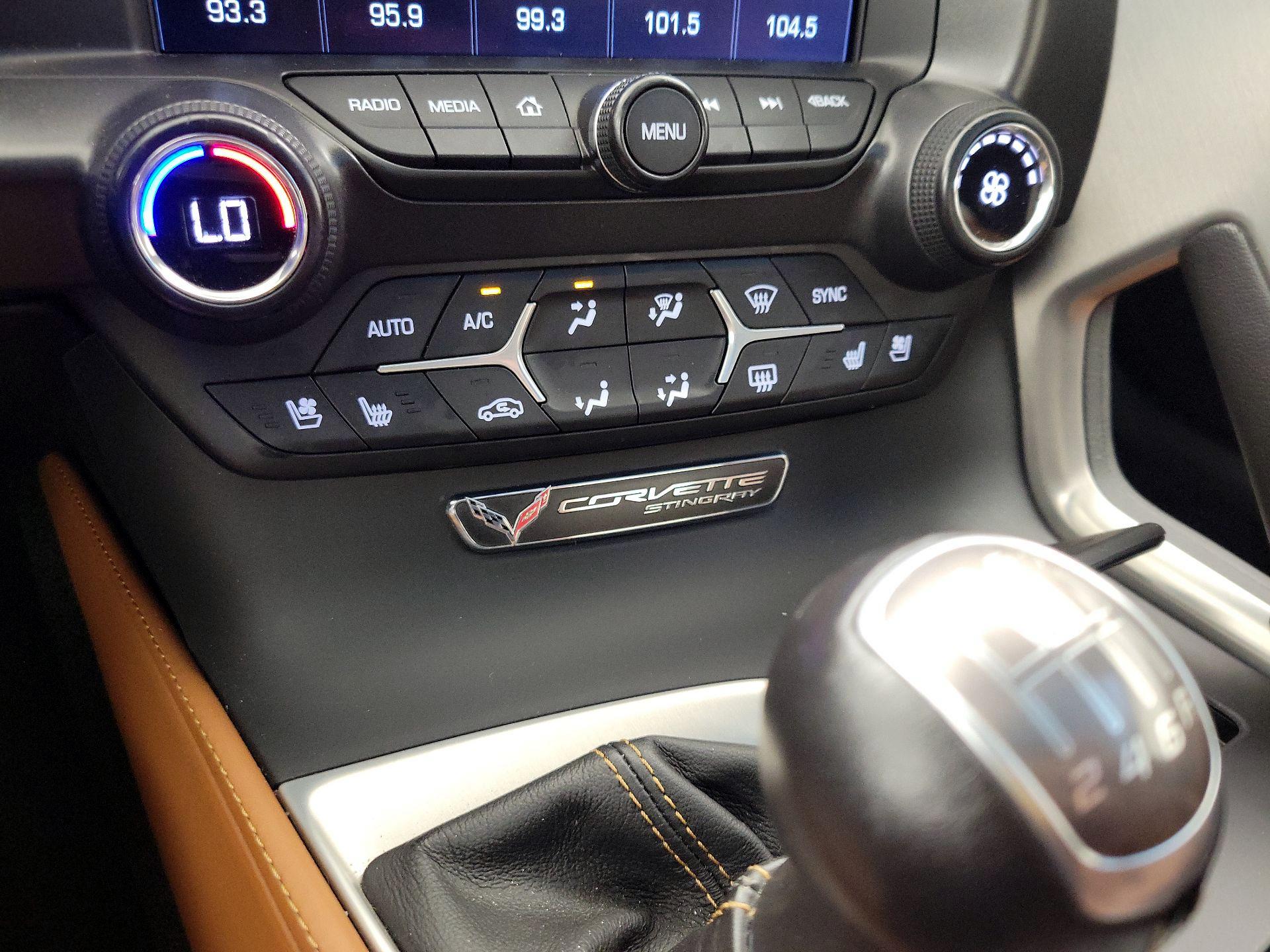 Thumbnail: 2014 Chevrolet Corvette - 15