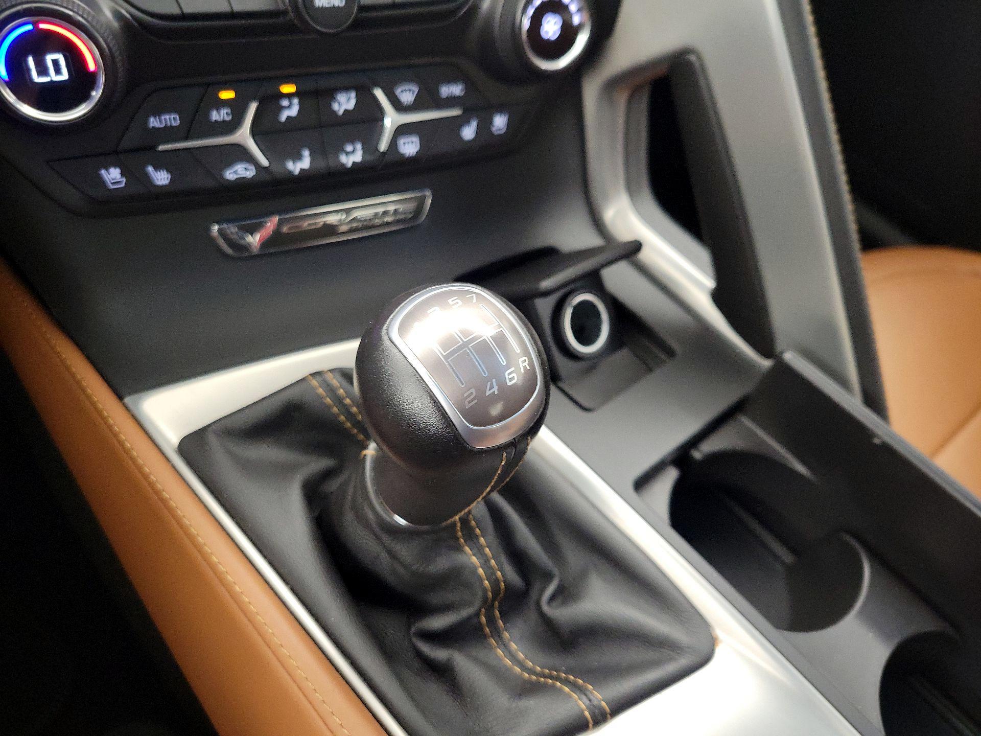 Thumbnail: 2014 Chevrolet Corvette - 16