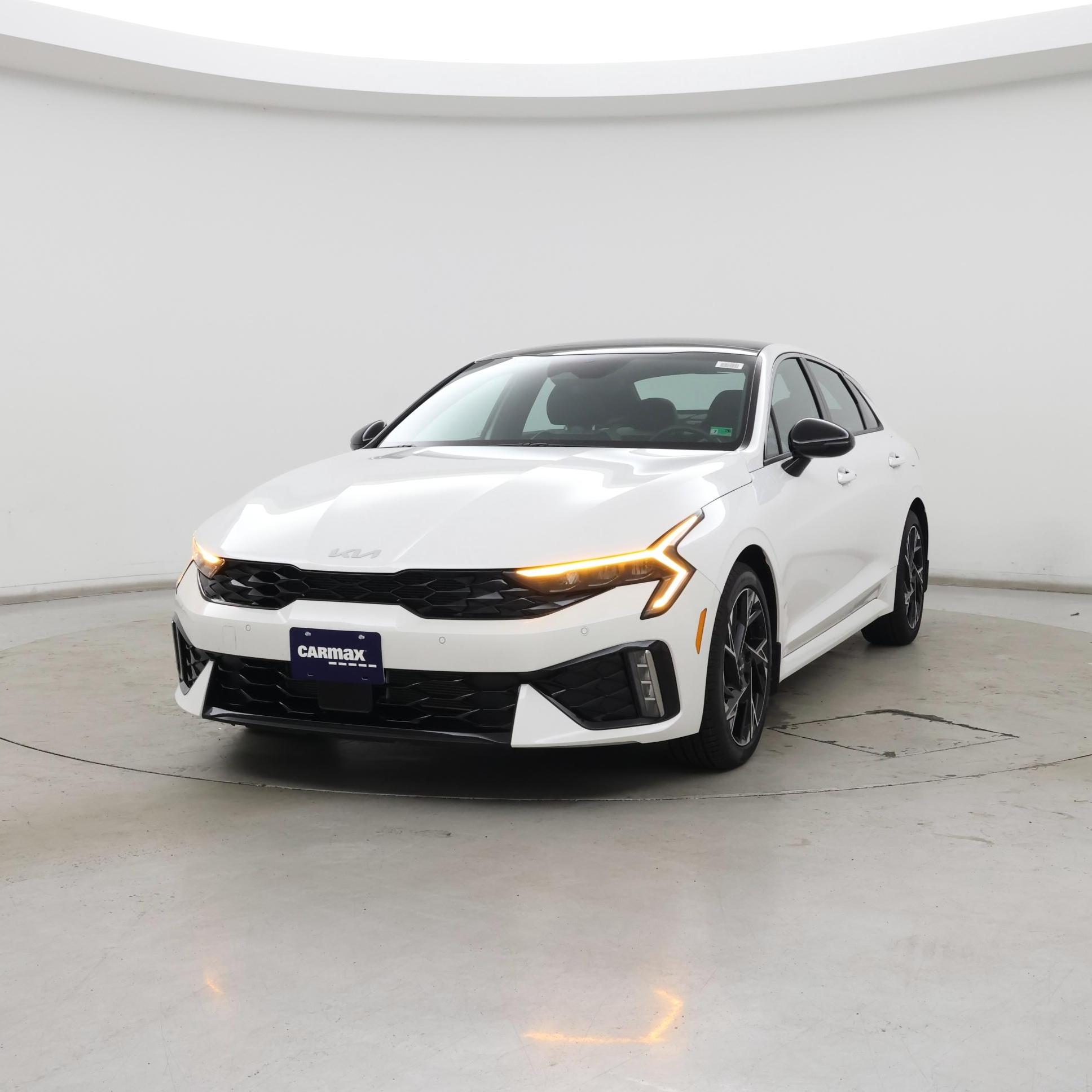 Thumbnail: 2025 Kia K5 - 4