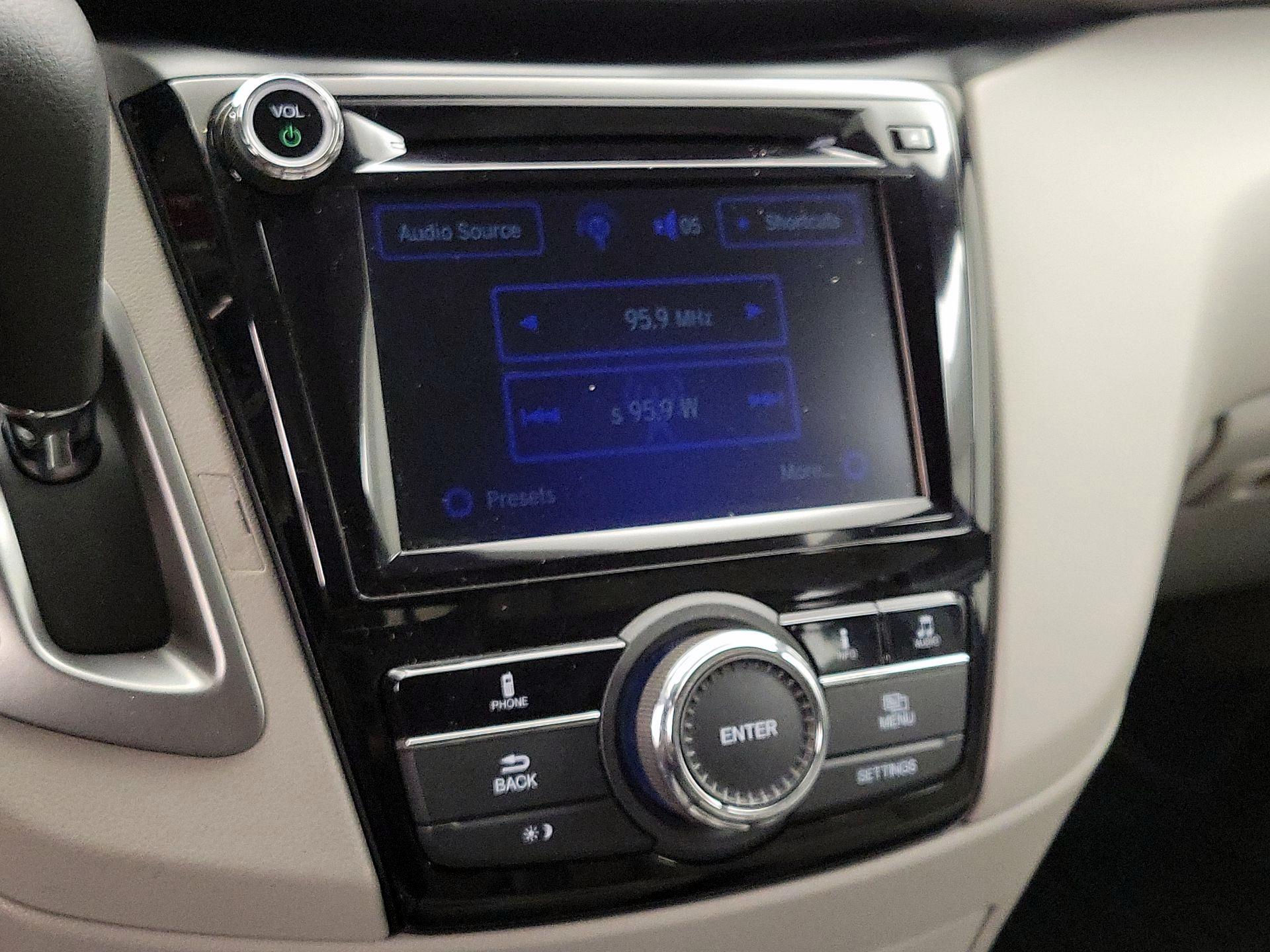 Thumbnail: 2016 Honda Odyssey - 15