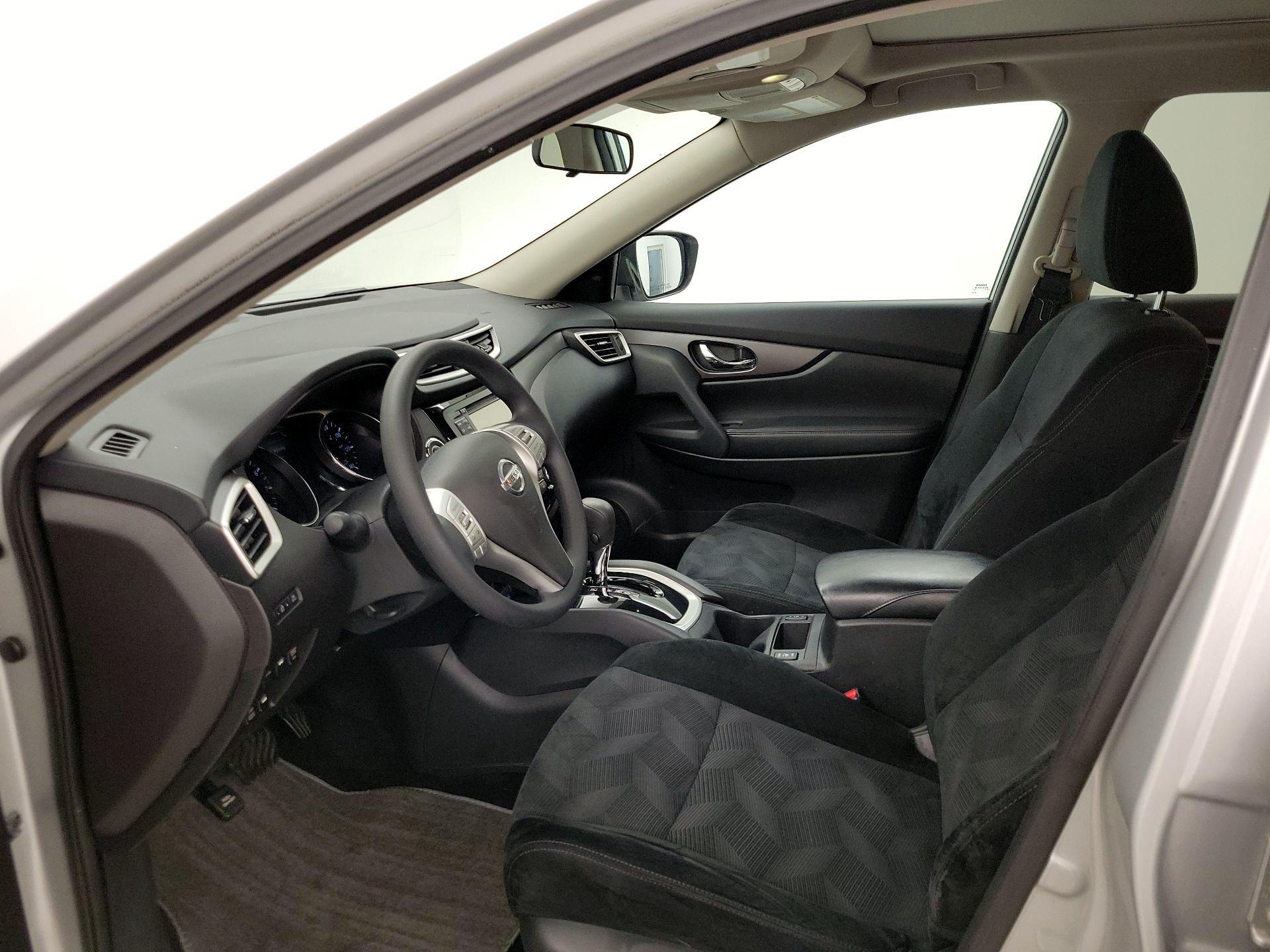 Thumbnail: 2016 Nissan Rogue - 11