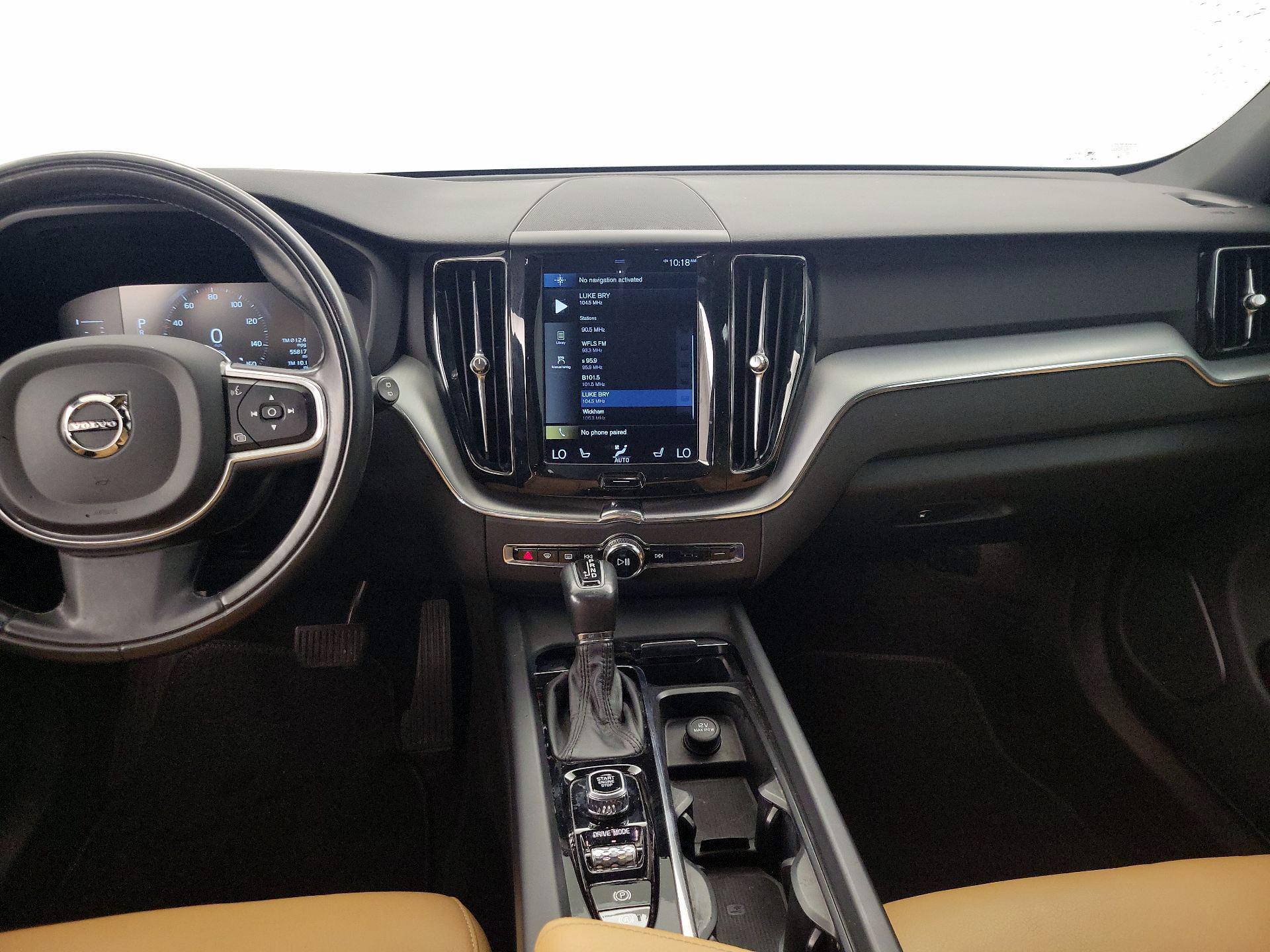 Thumbnail: 2018 Volvo XC60 - 9
