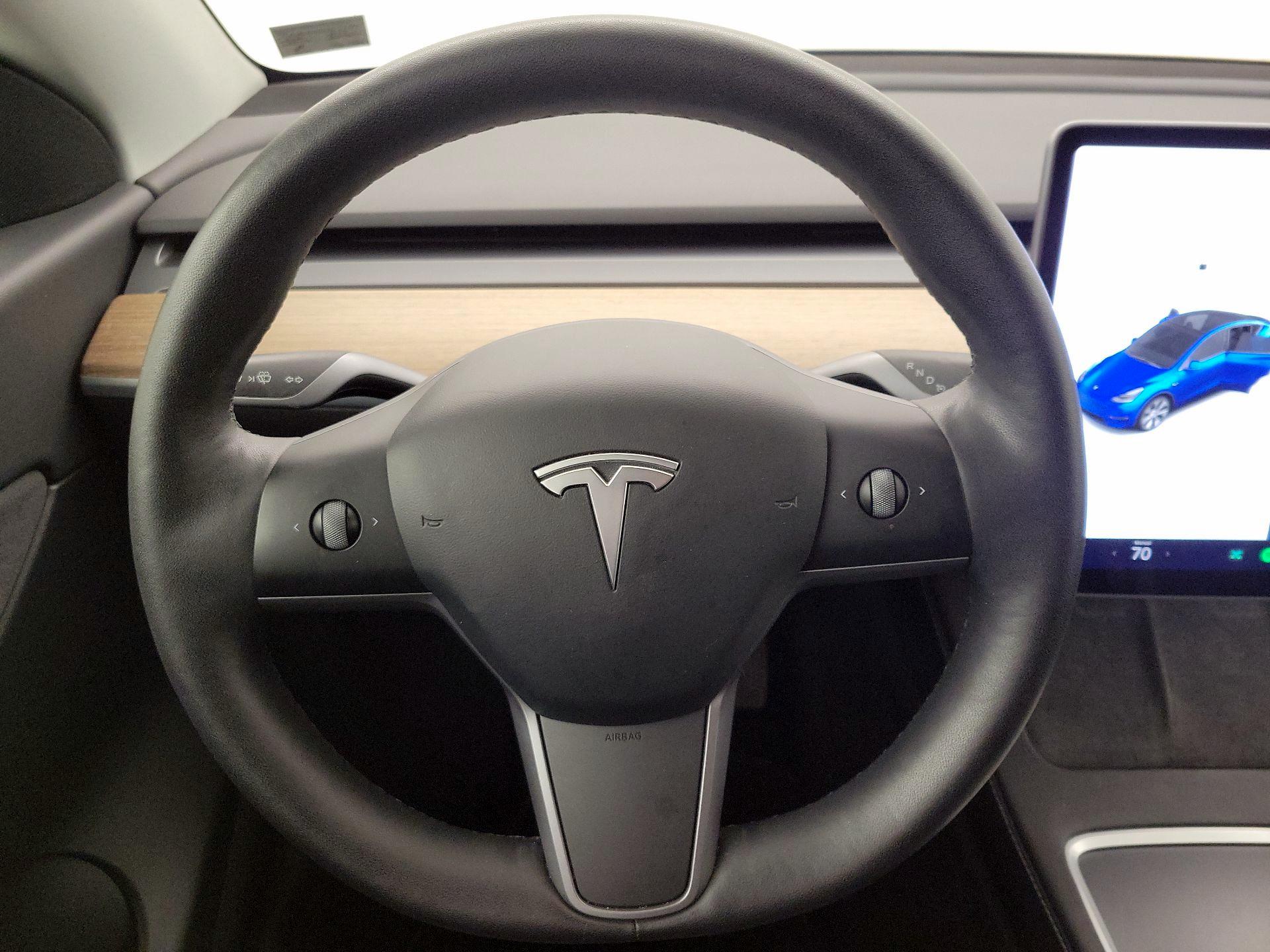 Thumbnail: 2022 Tesla Model Y - 10
