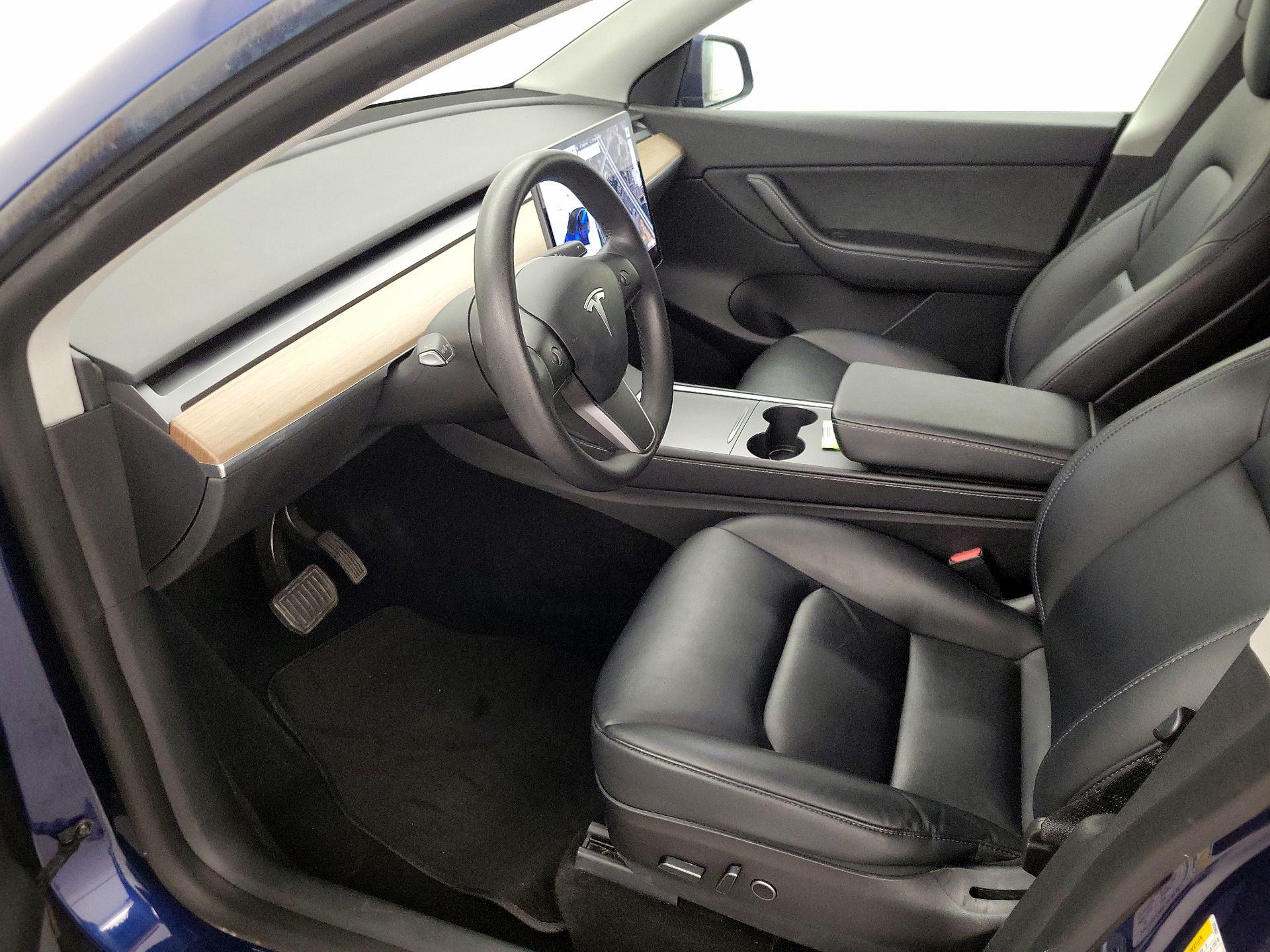 Thumbnail: 2022 Tesla Model Y - 11