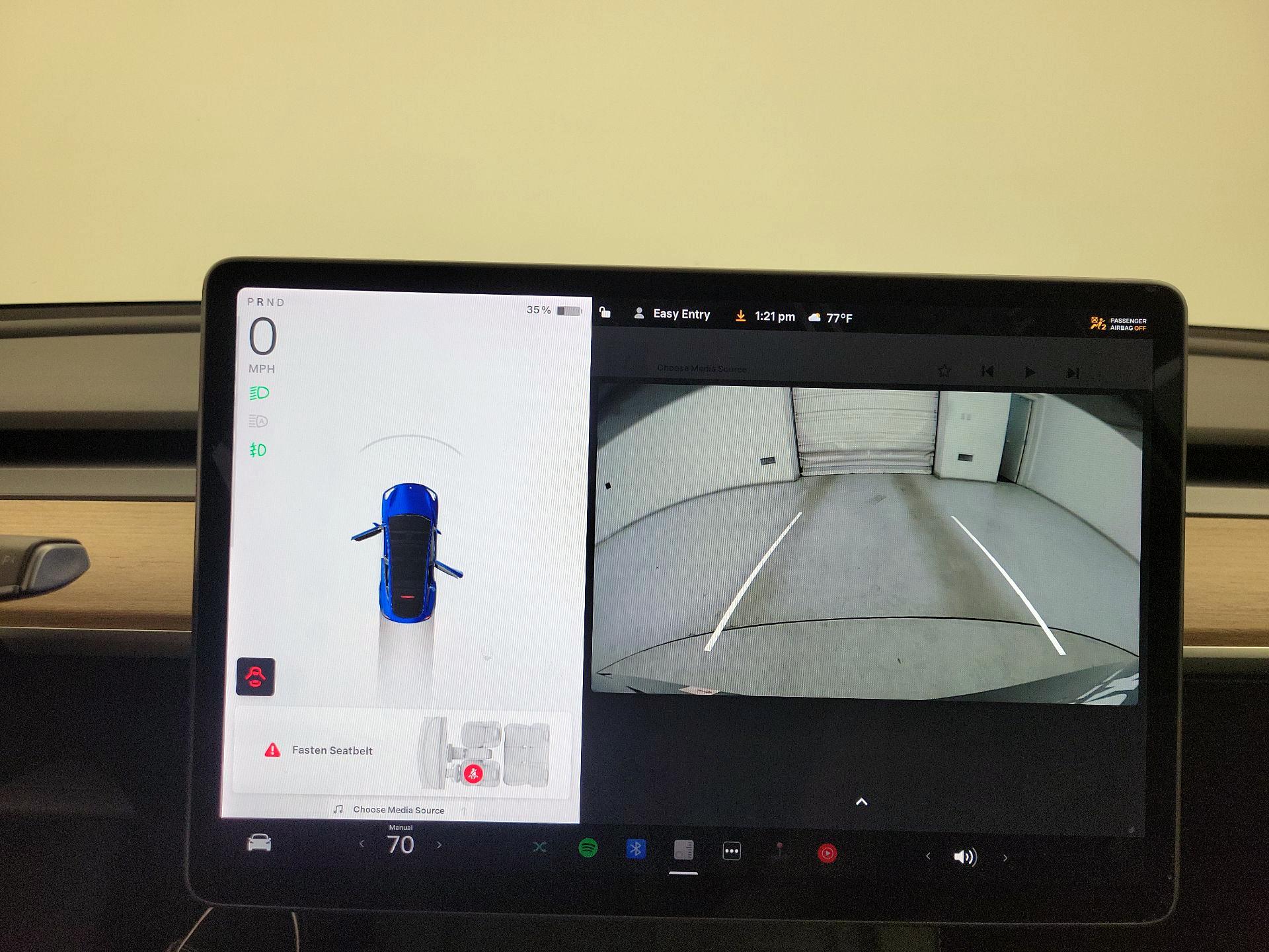 Thumbnail: 2022 Tesla Model Y - 14