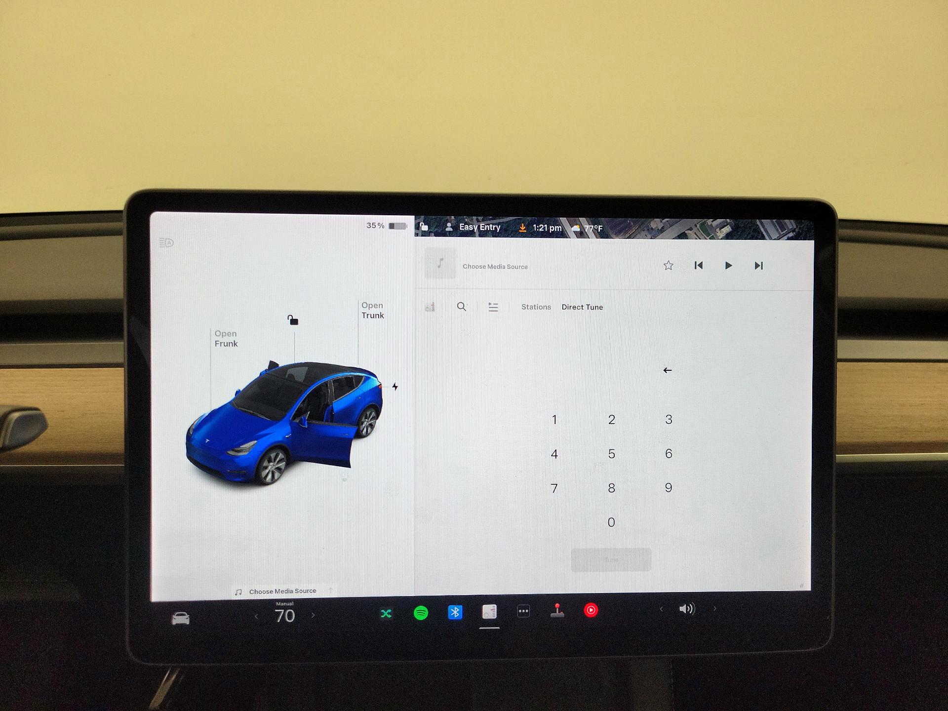 Thumbnail: 2022 Tesla Model Y - 15