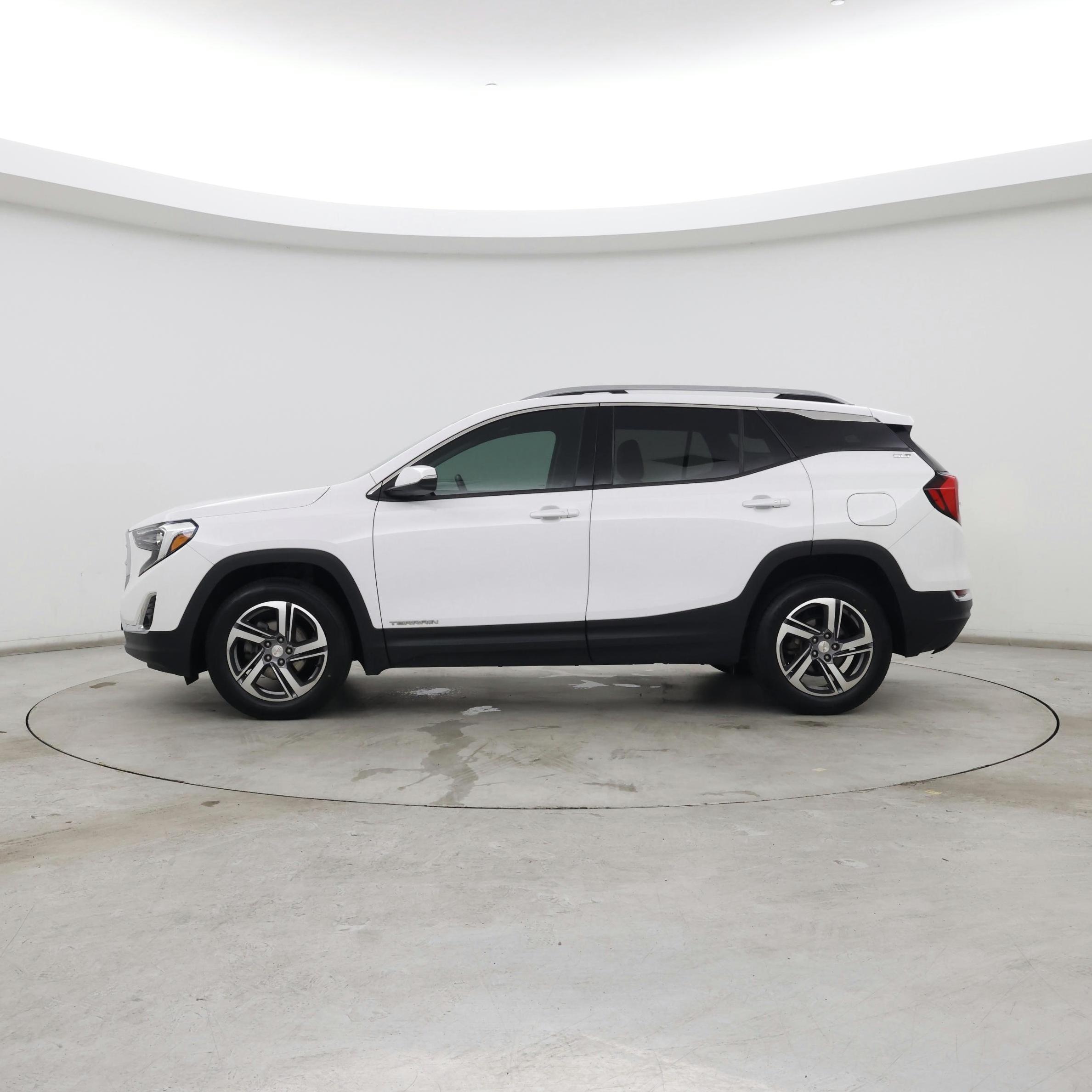 Thumbnail: 2020 GMC Terrain - 3