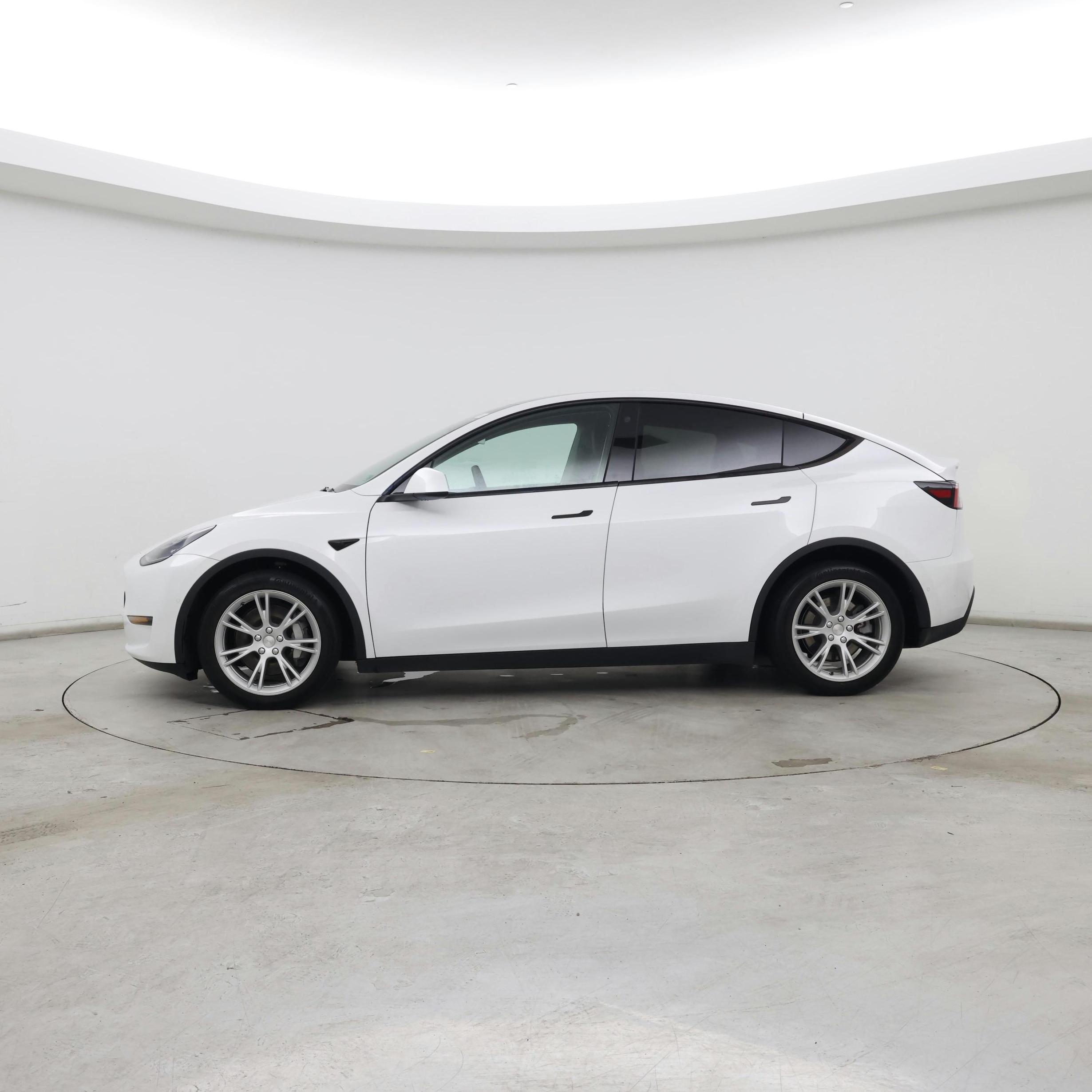Thumbnail: 2021 Tesla Model Y - 3