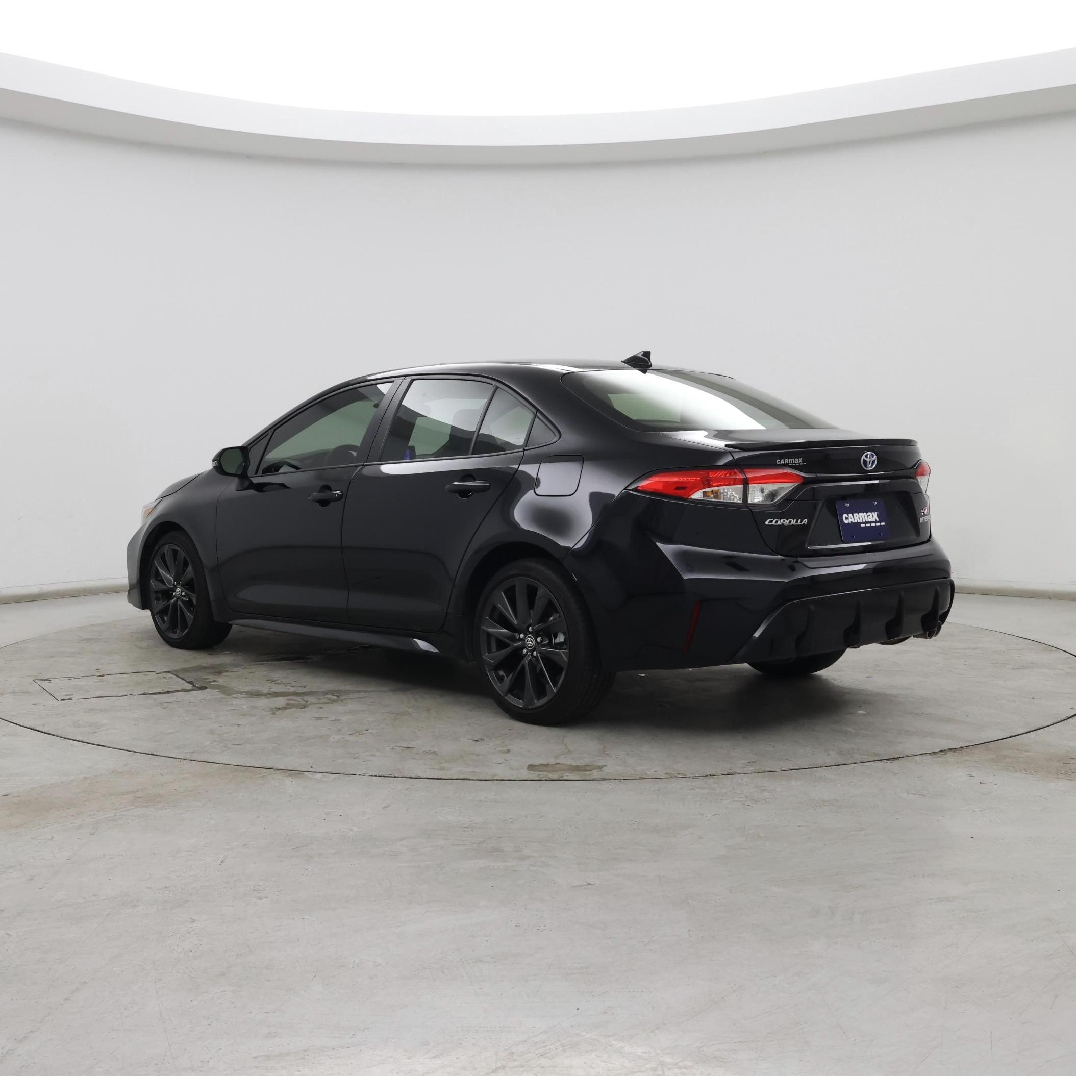 Thumbnail: 2023 Toyota Corolla - 2