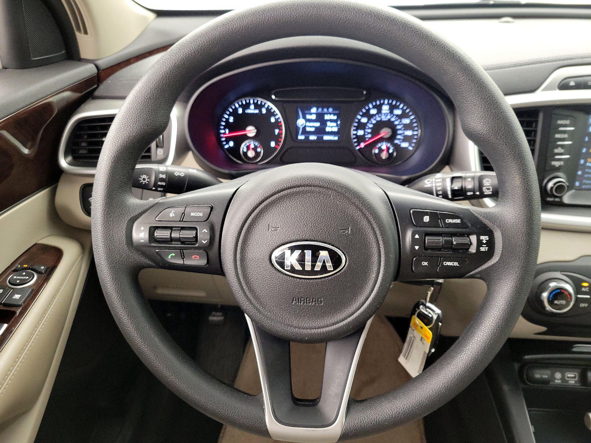 Thumbnail: 2018 Kia Sorento - 10