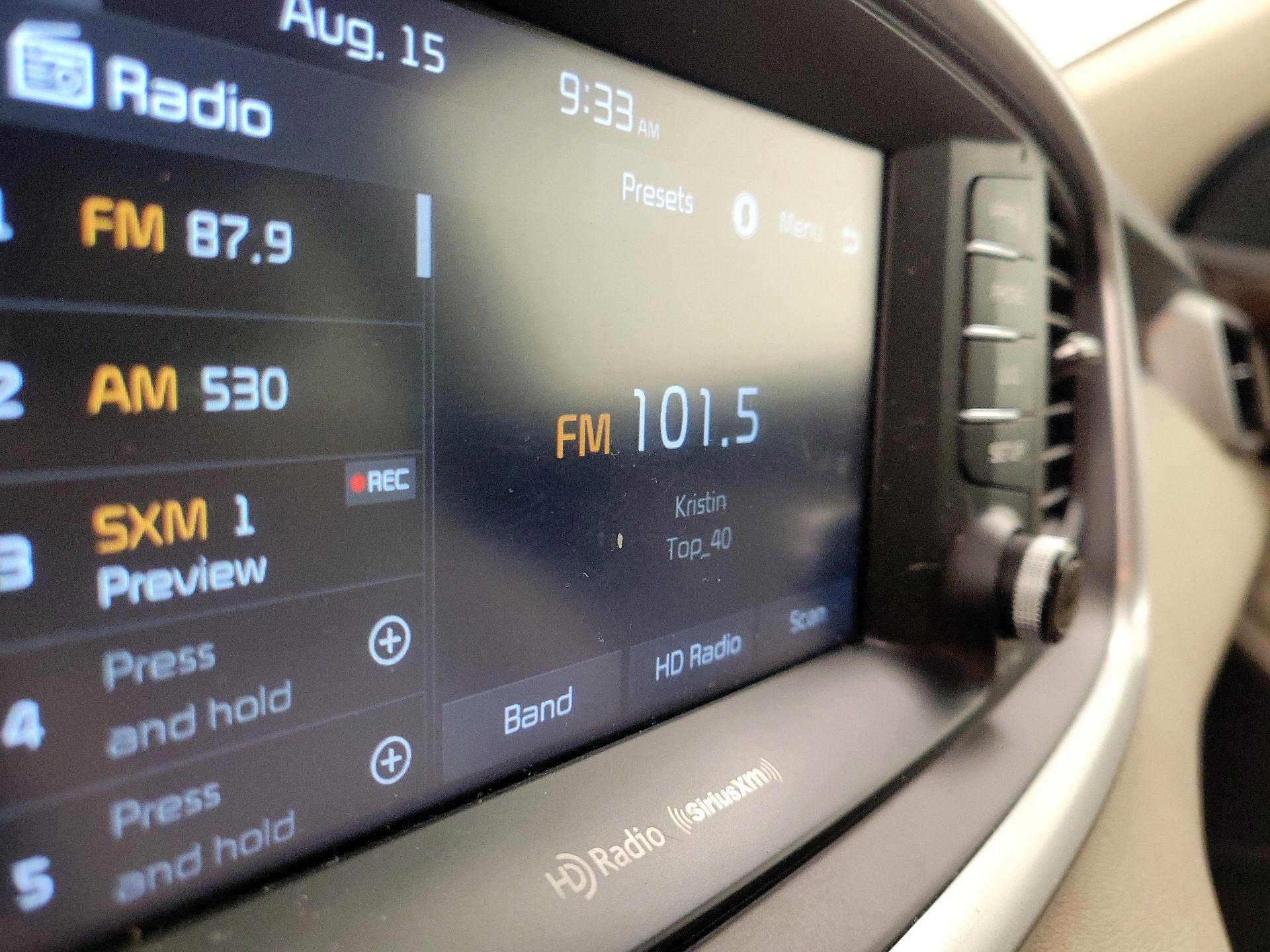 Thumbnail: 2018 Kia Sorento - 15