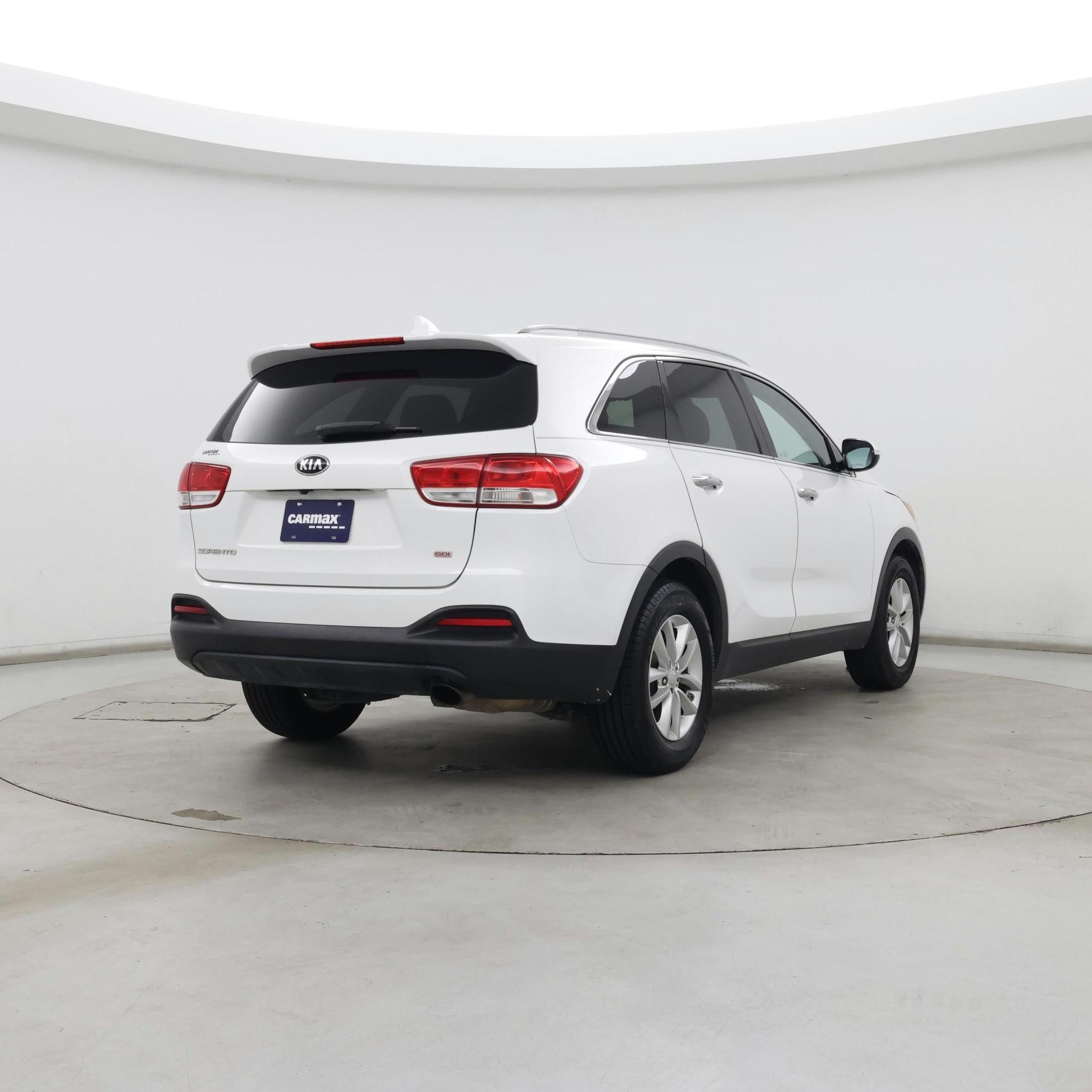 Thumbnail: 2018 Kia Sorento - 8