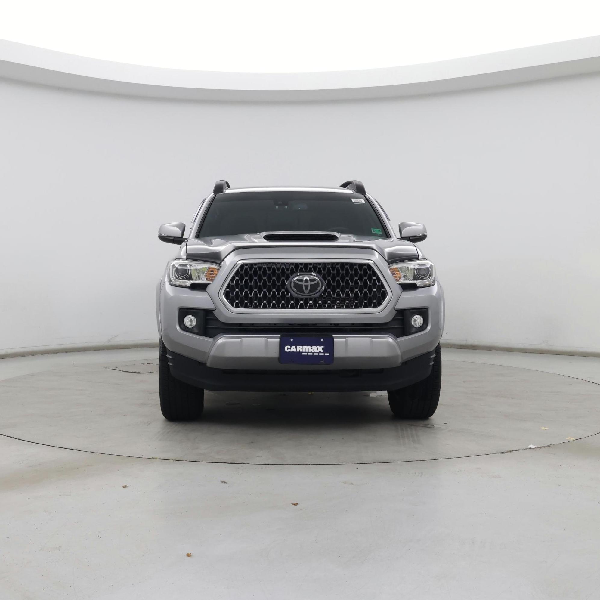 Thumbnail: 2019 Toyota Tacoma - 5