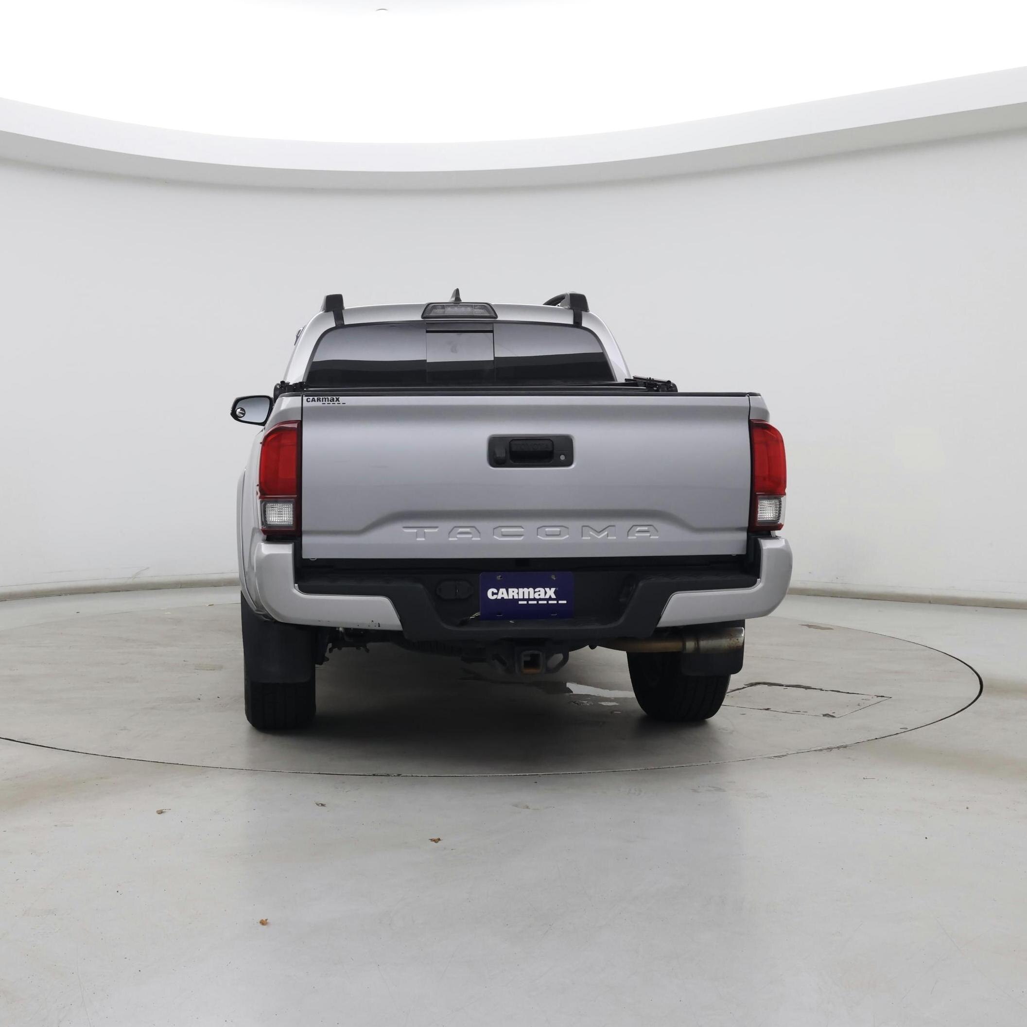 Thumbnail: 2019 Toyota Tacoma - 6