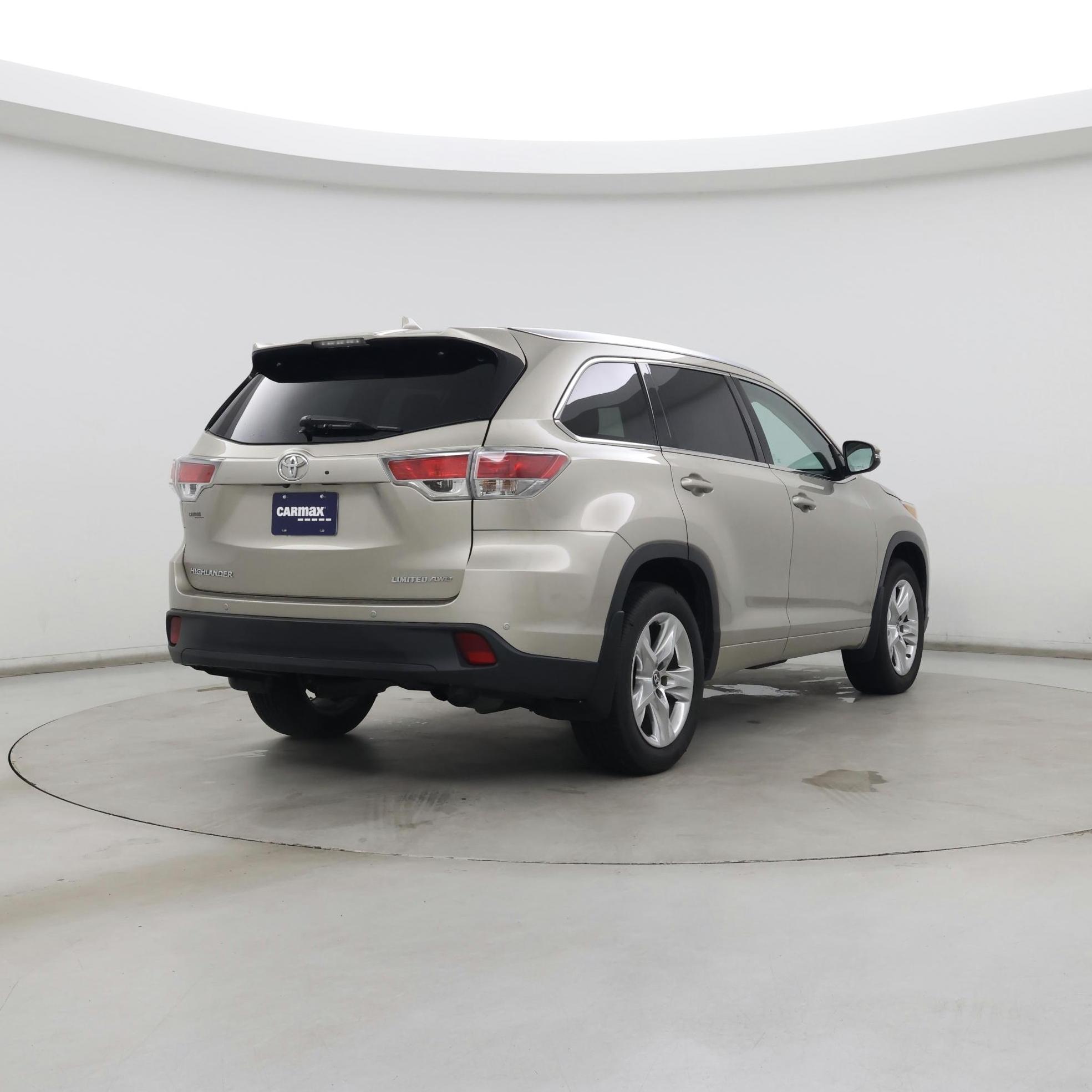 Thumbnail: 2016 Toyota Highlander - 8