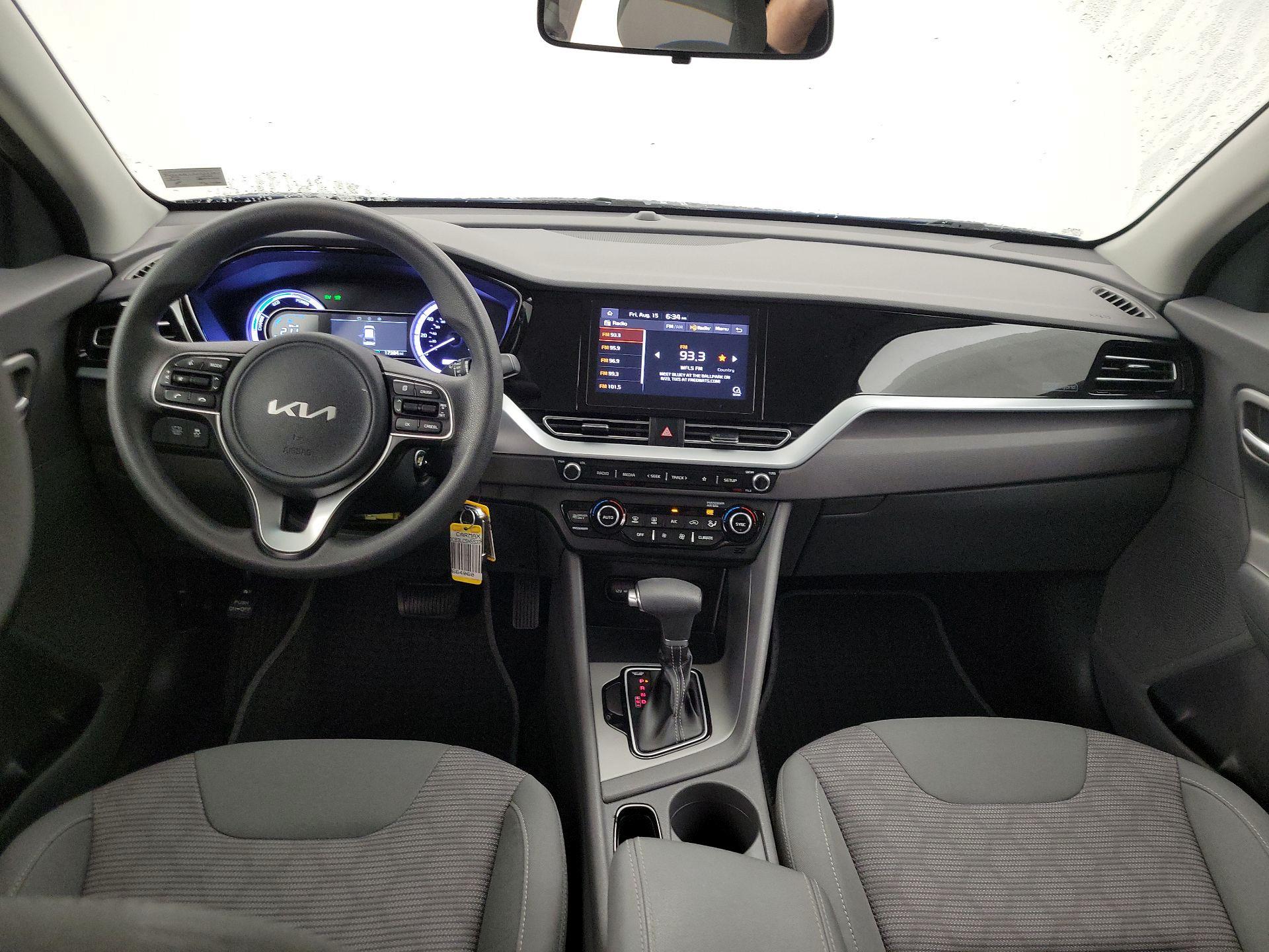 Thumbnail: 2022 Kia Niro - 9