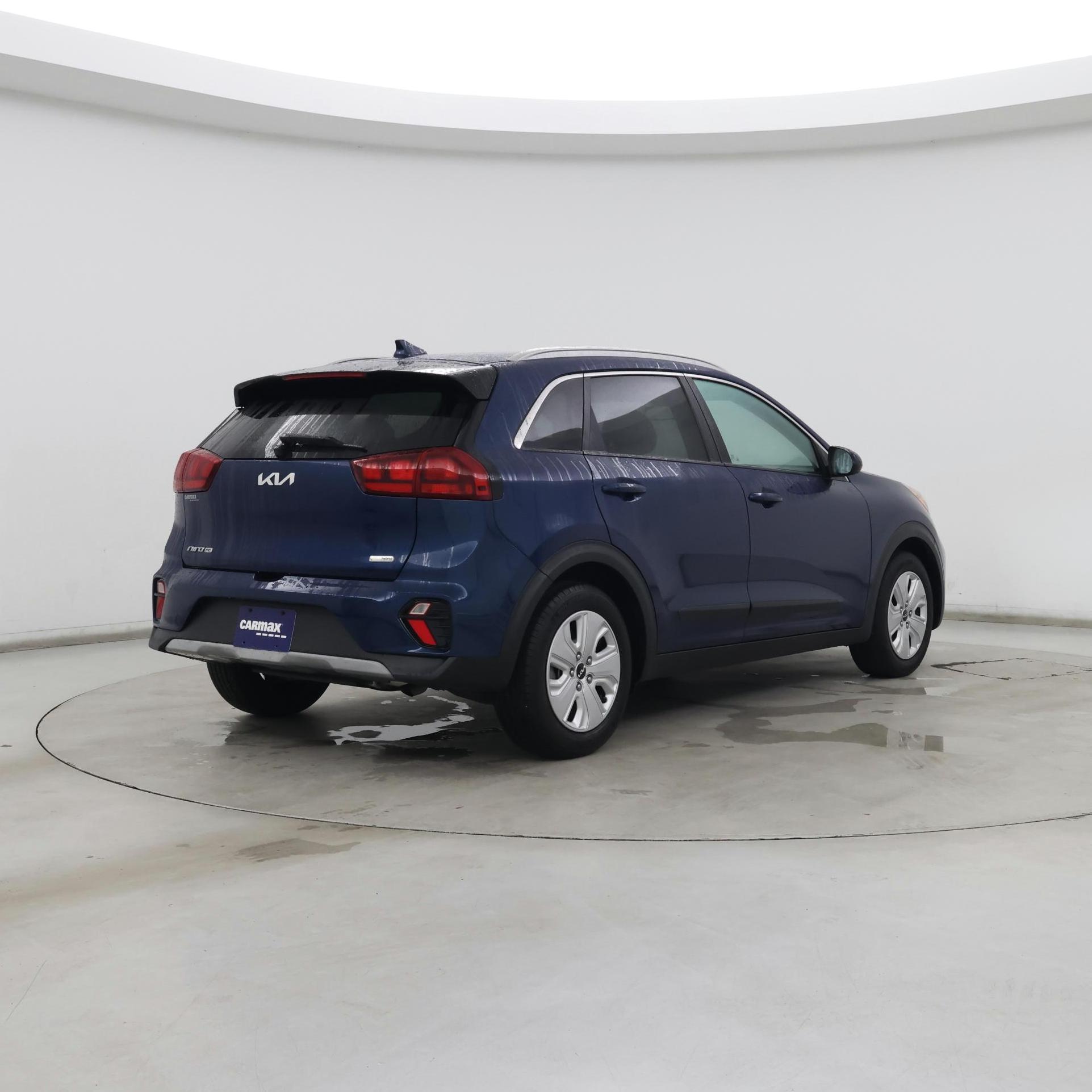 Thumbnail: 2022 Kia Niro - 8