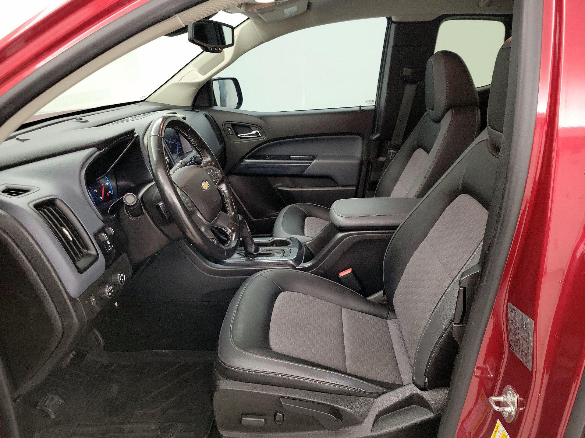 Thumbnail: 2017 Chevrolet Colorado - 11