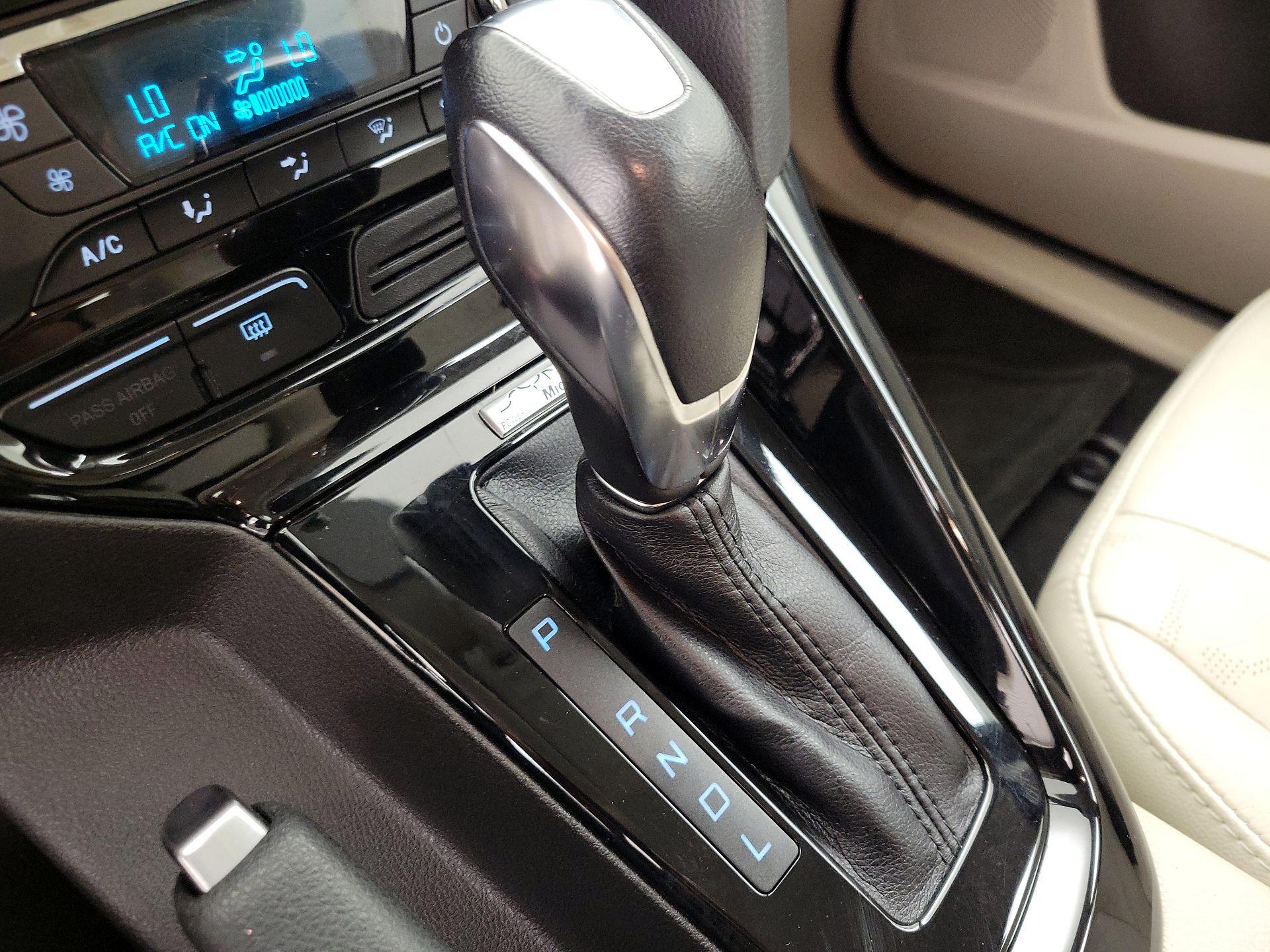 Thumbnail: 2014 Ford Focus - 17