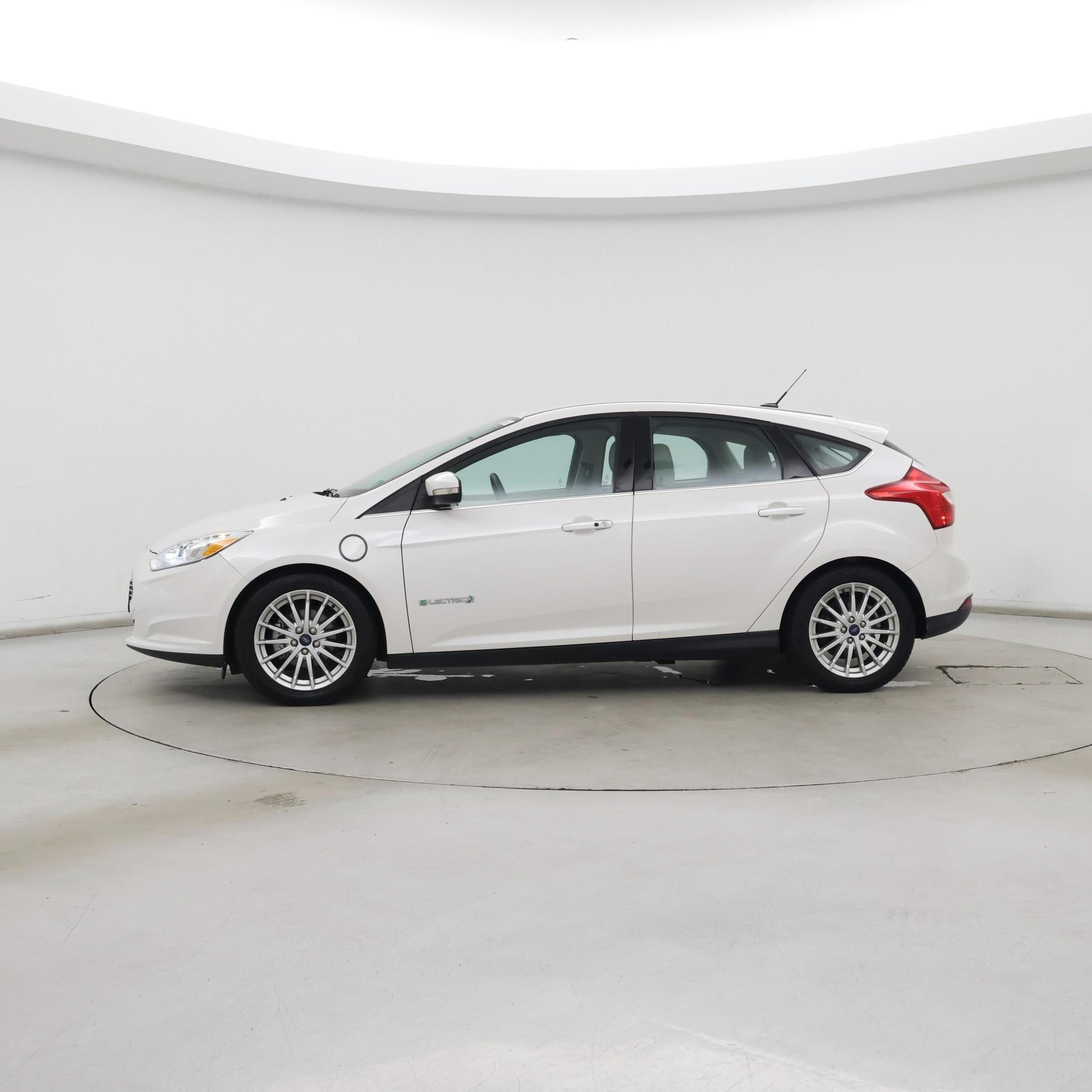 Thumbnail: 2014 Ford Focus - 3