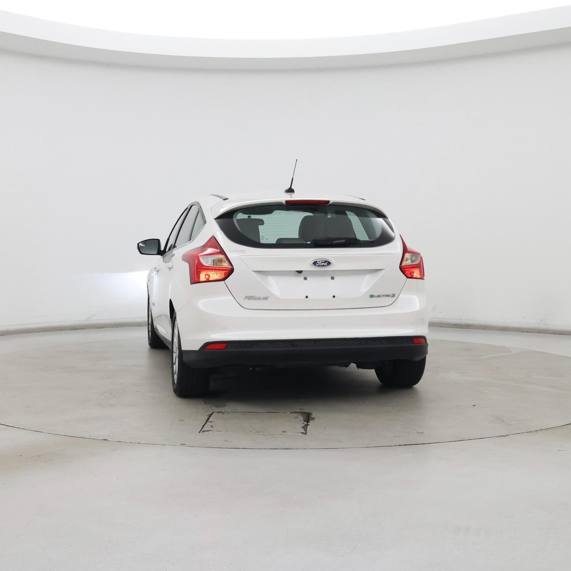 Thumbnail: 2014 Ford Focus - 6