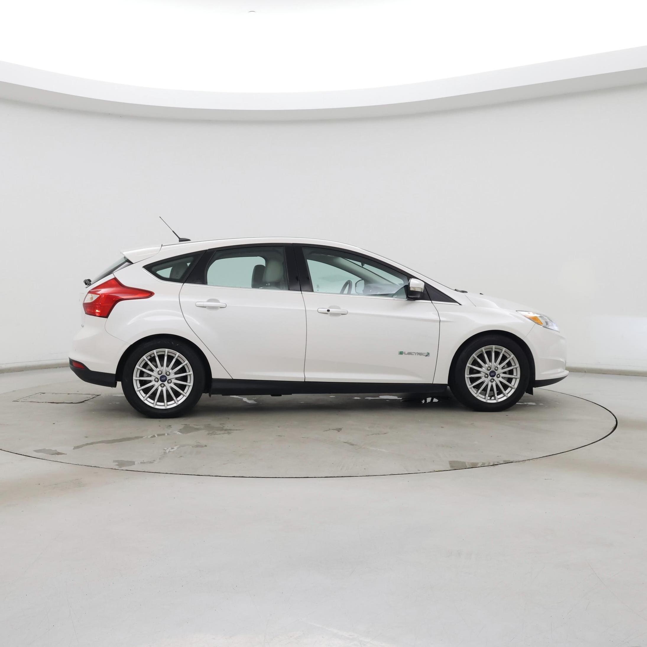 Thumbnail: 2014 Ford Focus - 7
