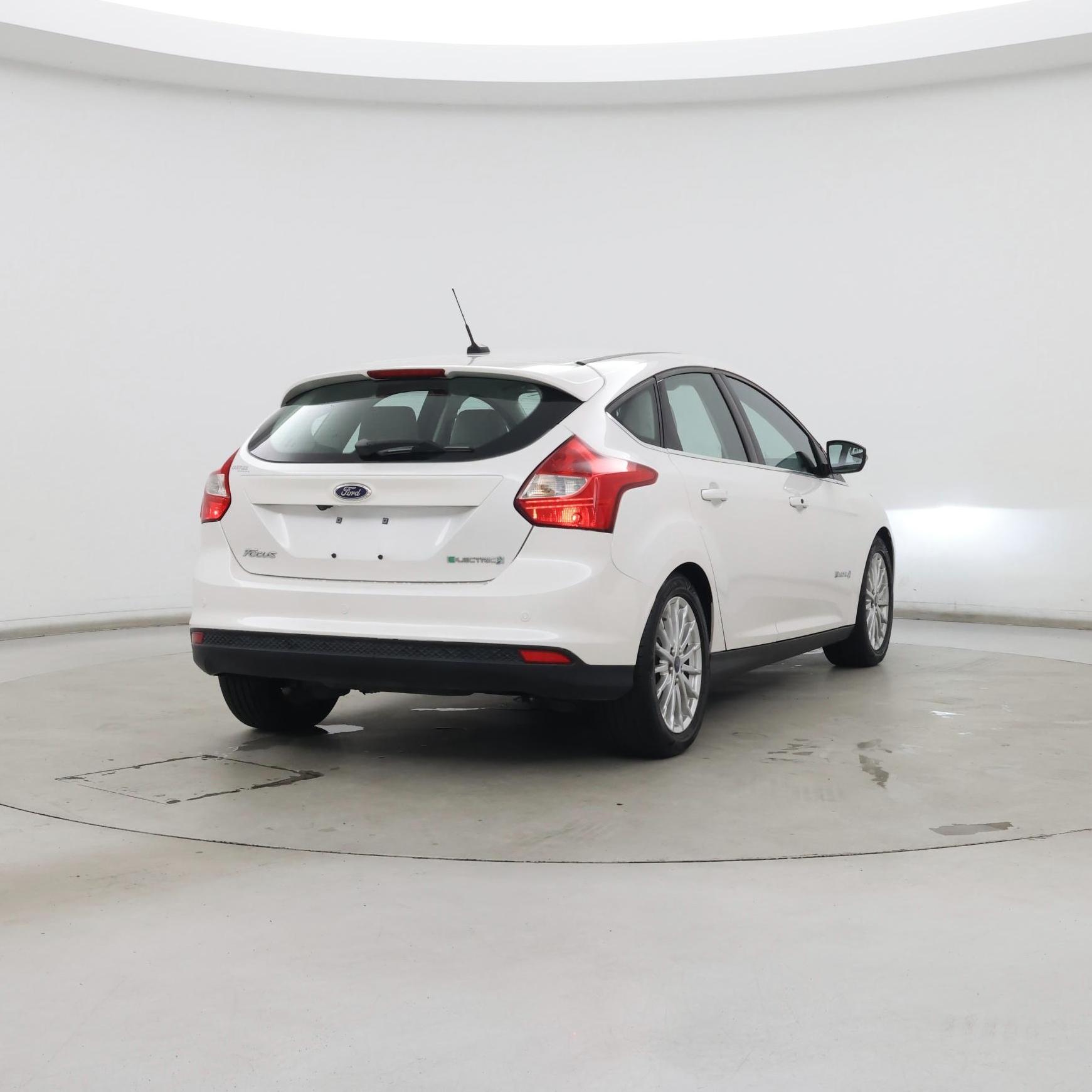Thumbnail: 2014 Ford Focus - 8