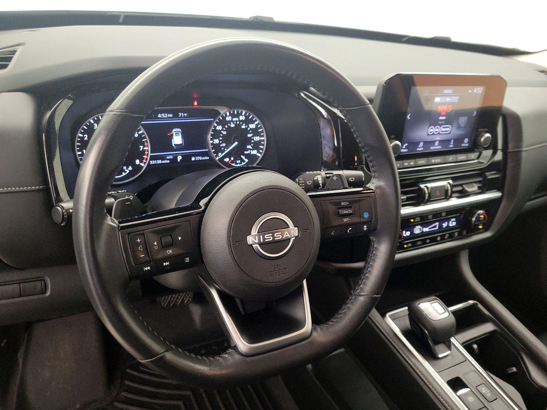 Thumbnail: 2022 Nissan Pathfinder - 10