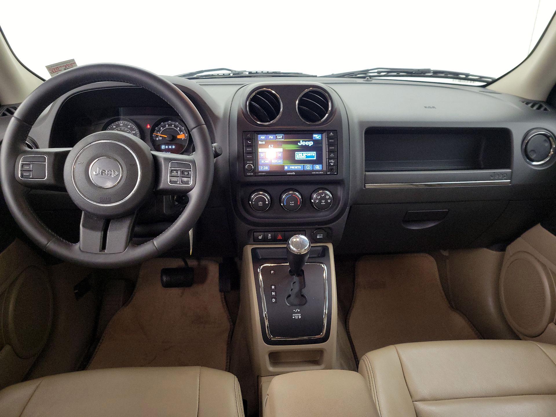 Thumbnail: 2016 Jeep Patriot - 9