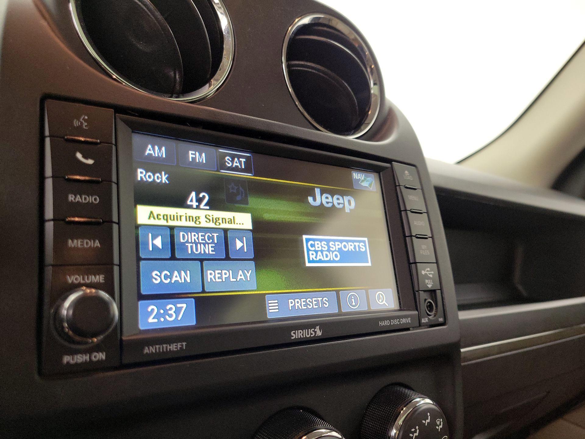 Thumbnail: 2016 Jeep Patriot - 14