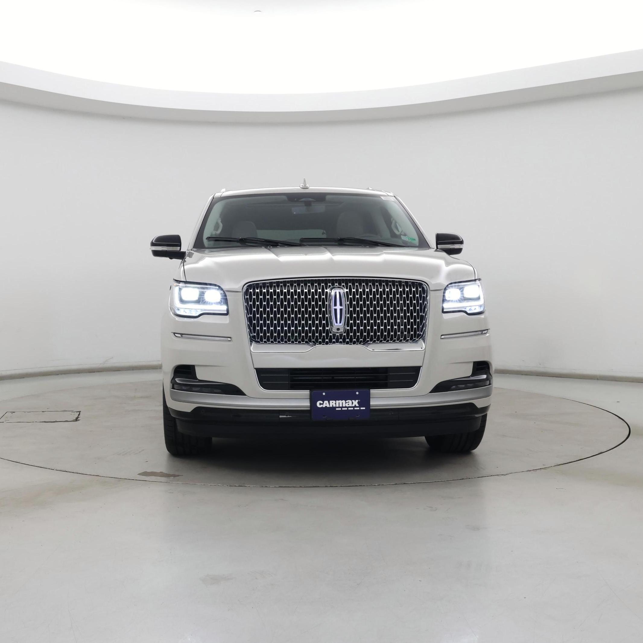 Thumbnail: 2023 Lincoln Navigator L - 5