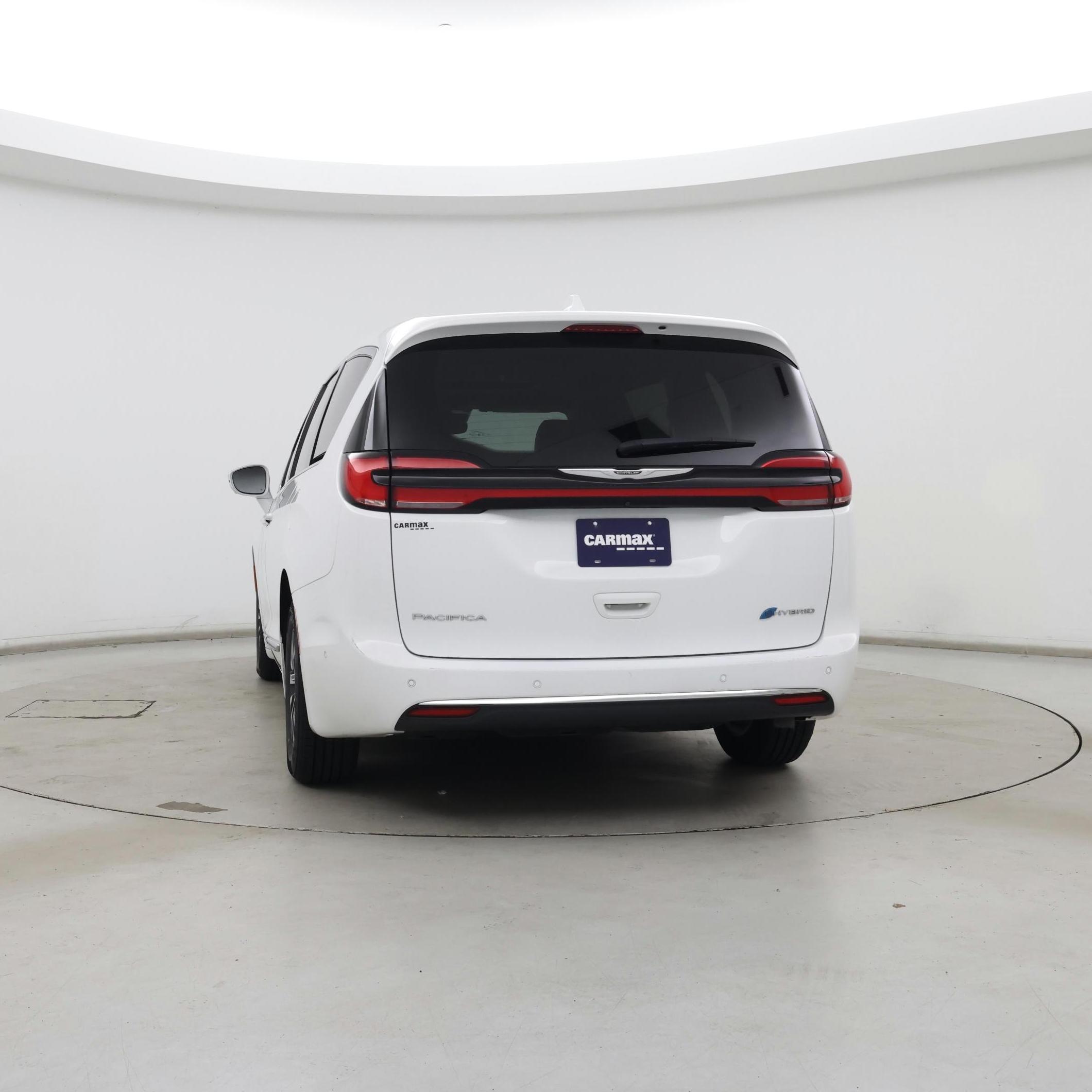 Thumbnail: 2022 Chrysler Pacifica - 6