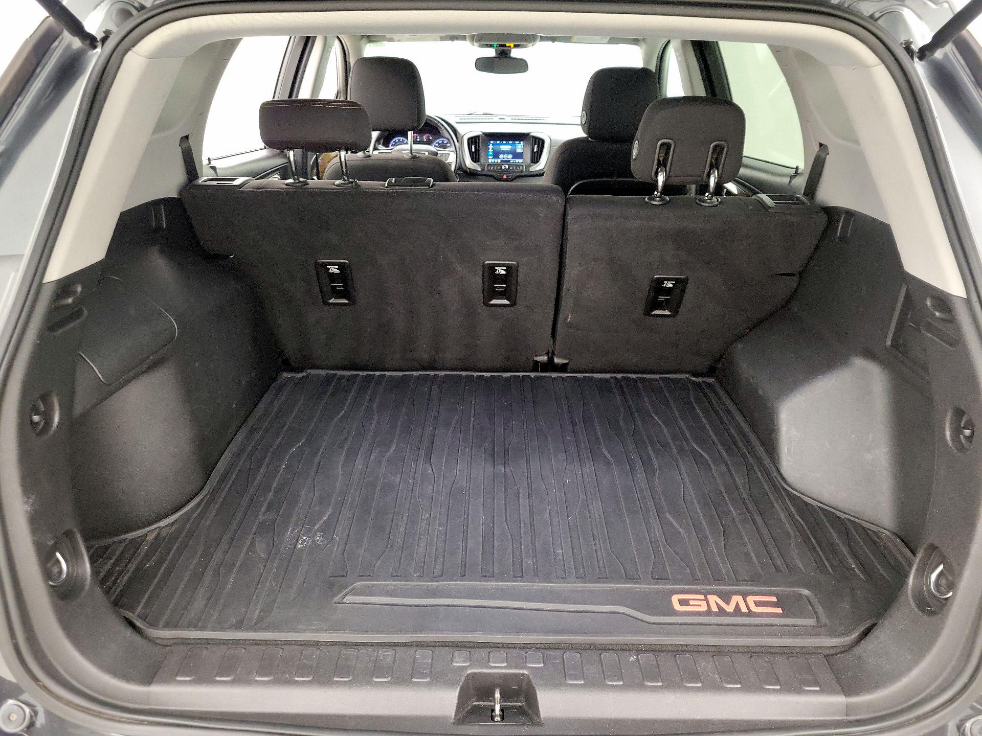 Thumbnail: 2018 GMC Terrain - 20