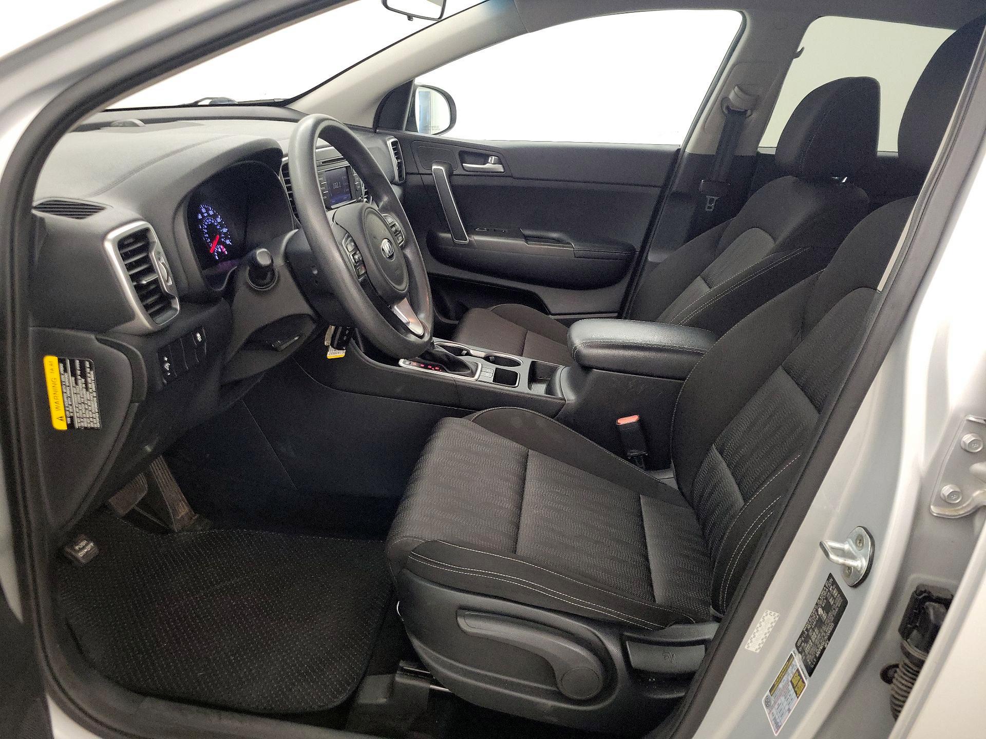 Thumbnail: 2017 Kia Sportage - 11