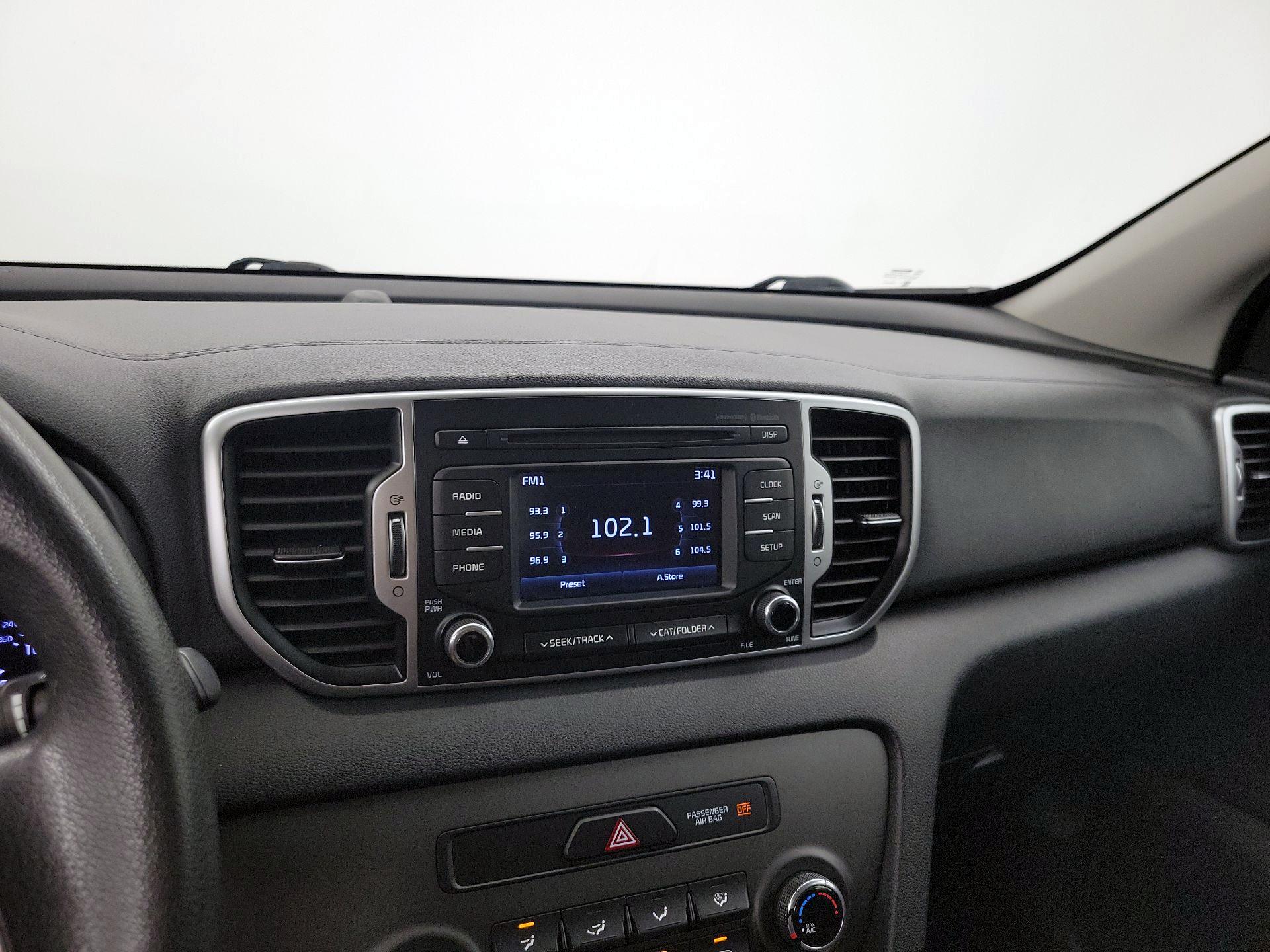 Thumbnail: 2017 Kia Sportage - 15