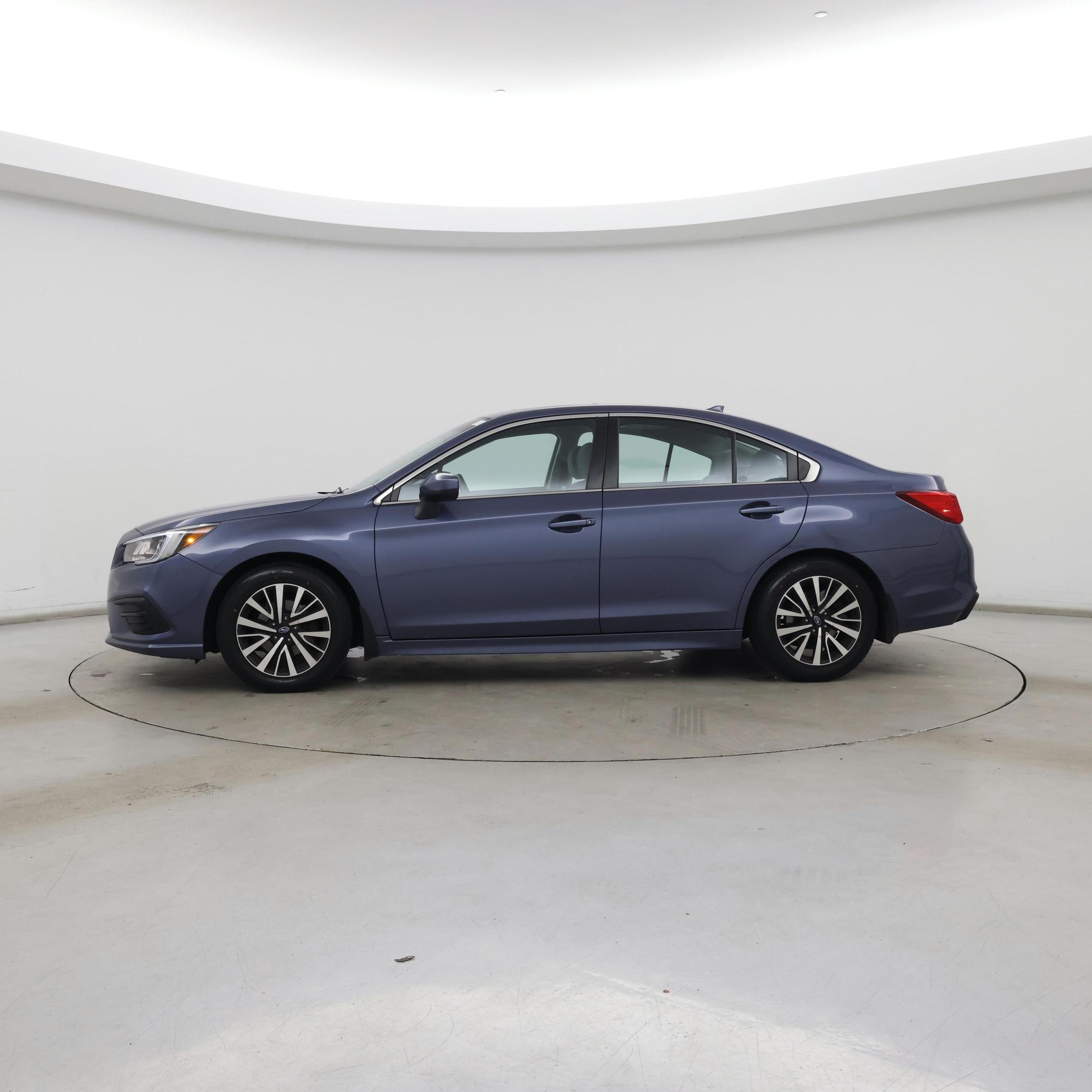 Thumbnail: 2018 Subaru Legacy - 3