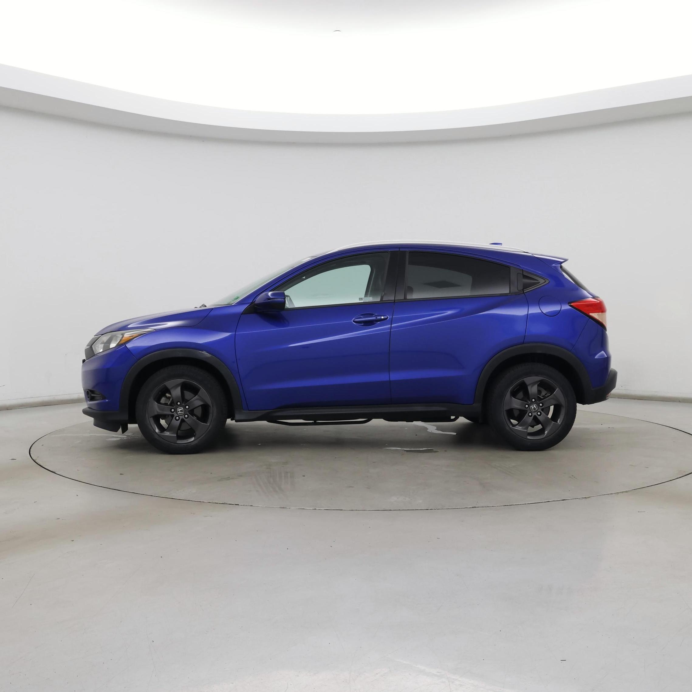 Thumbnail: 2018 Honda HR-V - 3