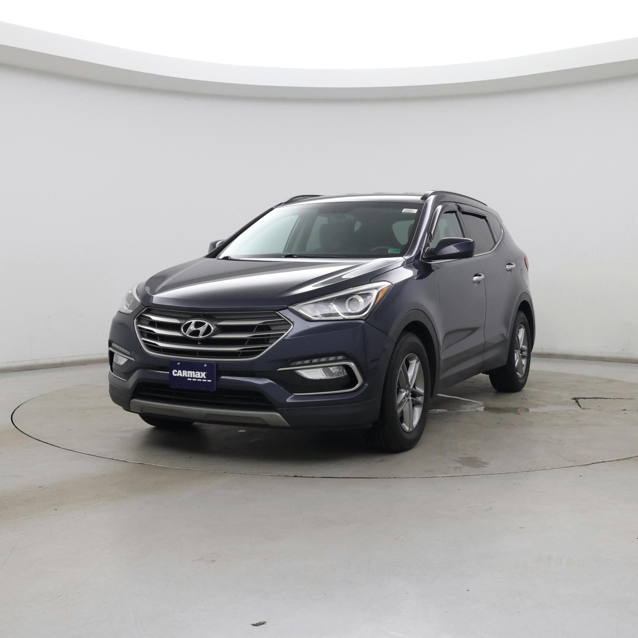 Thumbnail: 2017 Hyundai Santa Fe - 4